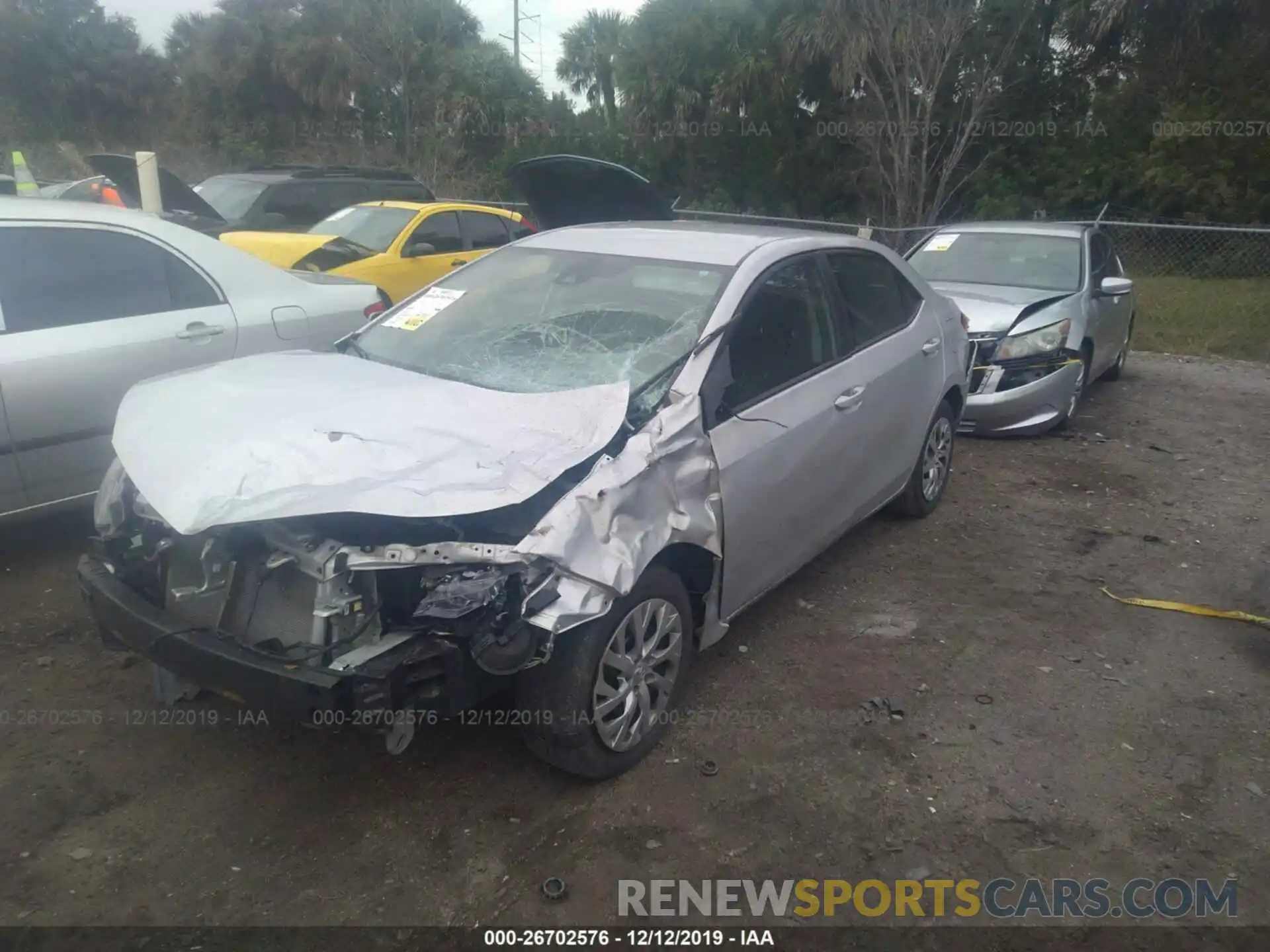 2 Photograph of a damaged car 2T1BURHE8KC186008 TOYOTA COROLLA 2019