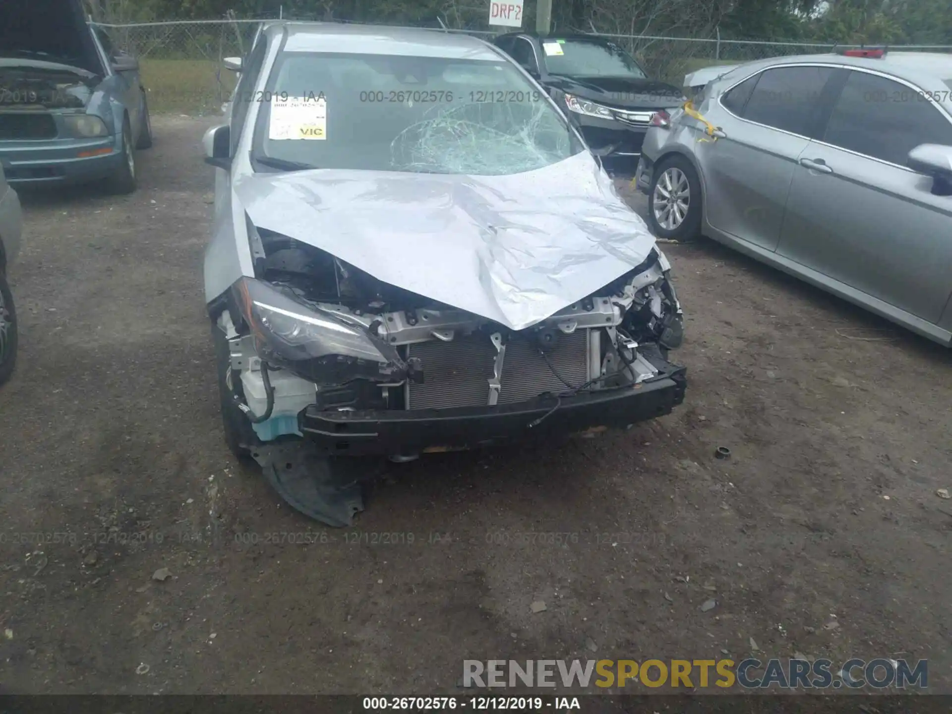 6 Photograph of a damaged car 2T1BURHE8KC186008 TOYOTA COROLLA 2019