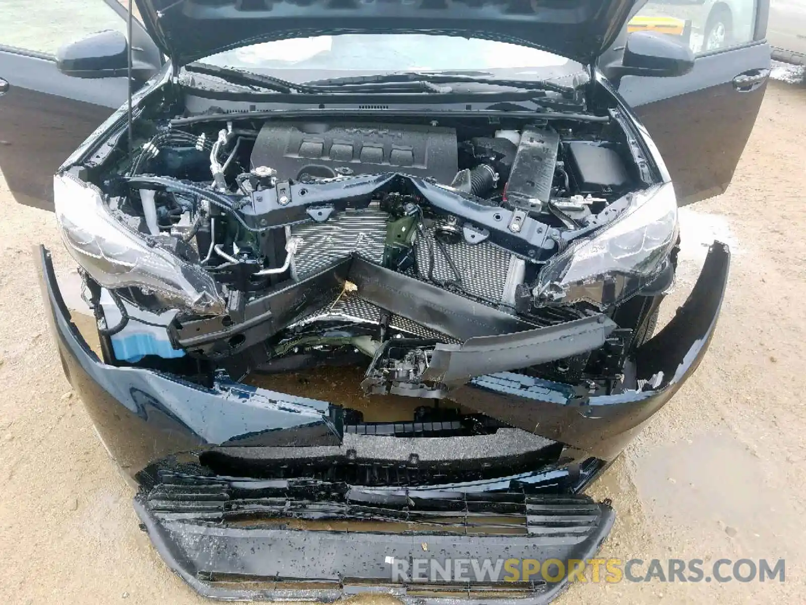 7 Photograph of a damaged car 2T1BURHE8KC186428 TOYOTA COROLLA 2019