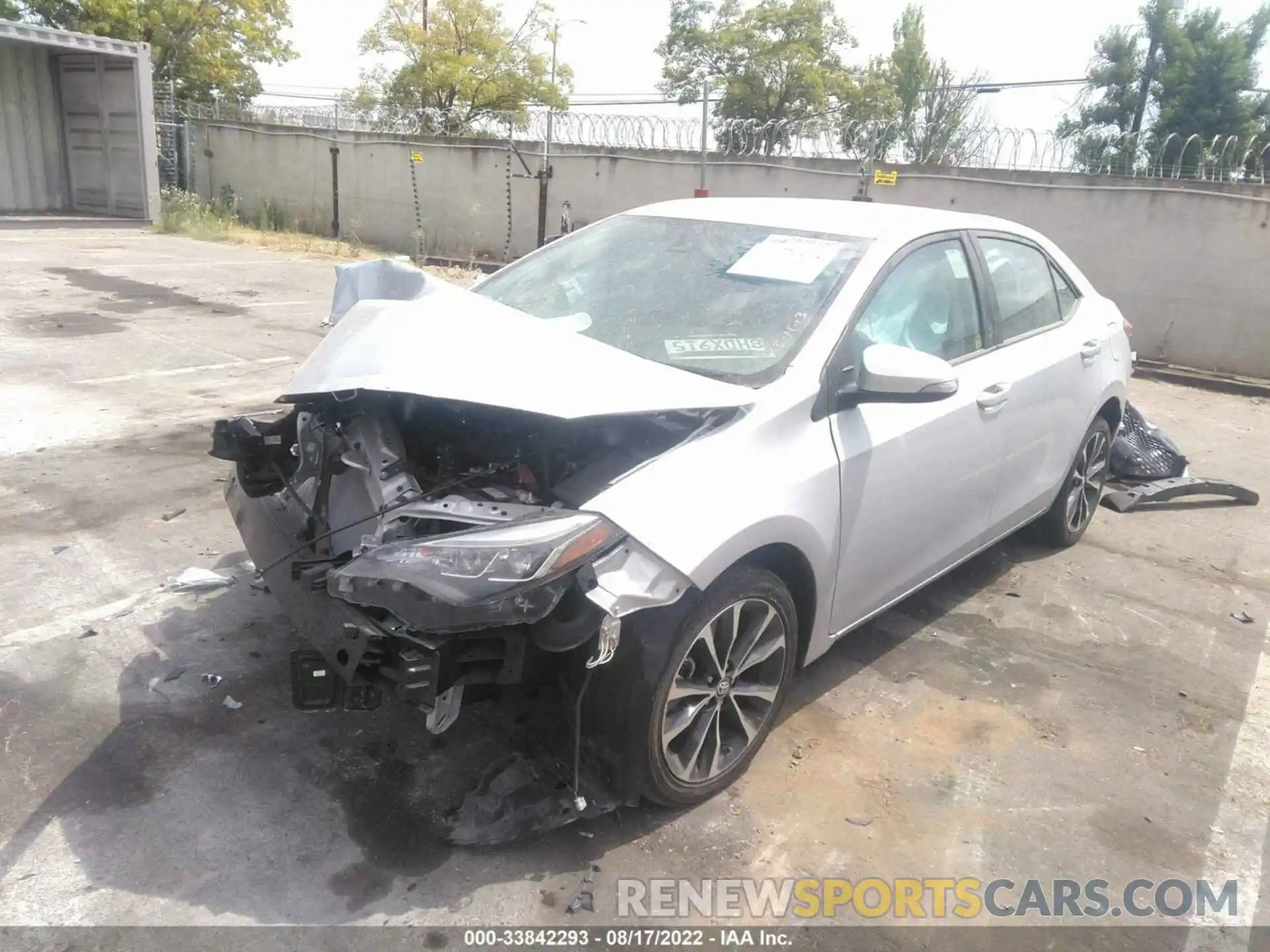 2 Photograph of a damaged car 2T1BURHE8KC187420 TOYOTA COROLLA 2019