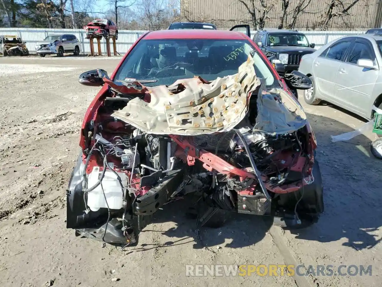 5 Photograph of a damaged car 2T1BURHE8KC187787 TOYOTA COROLLA 2019