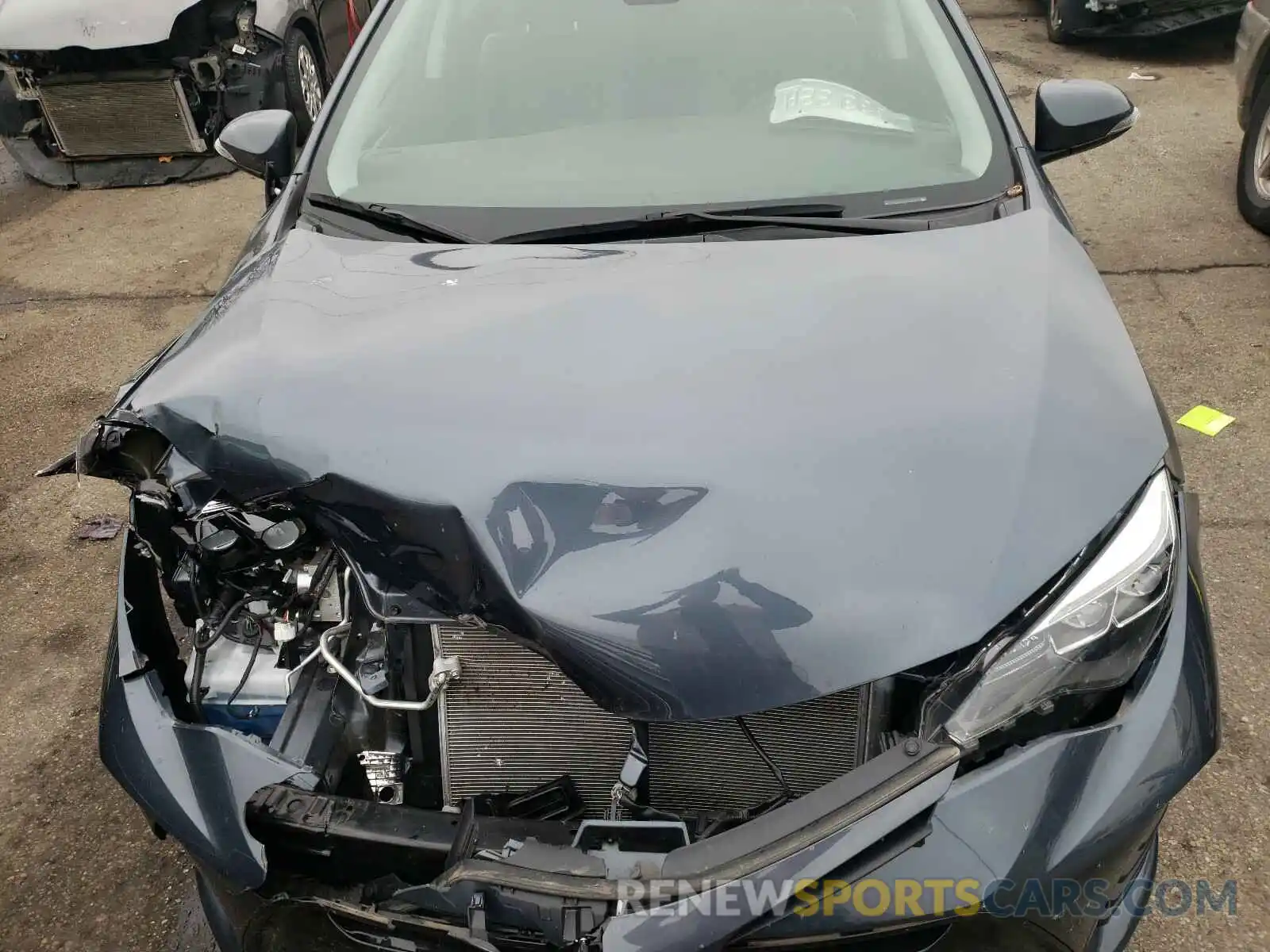 7 Photograph of a damaged car 2T1BURHE8KC187871 TOYOTA COROLLA 2019