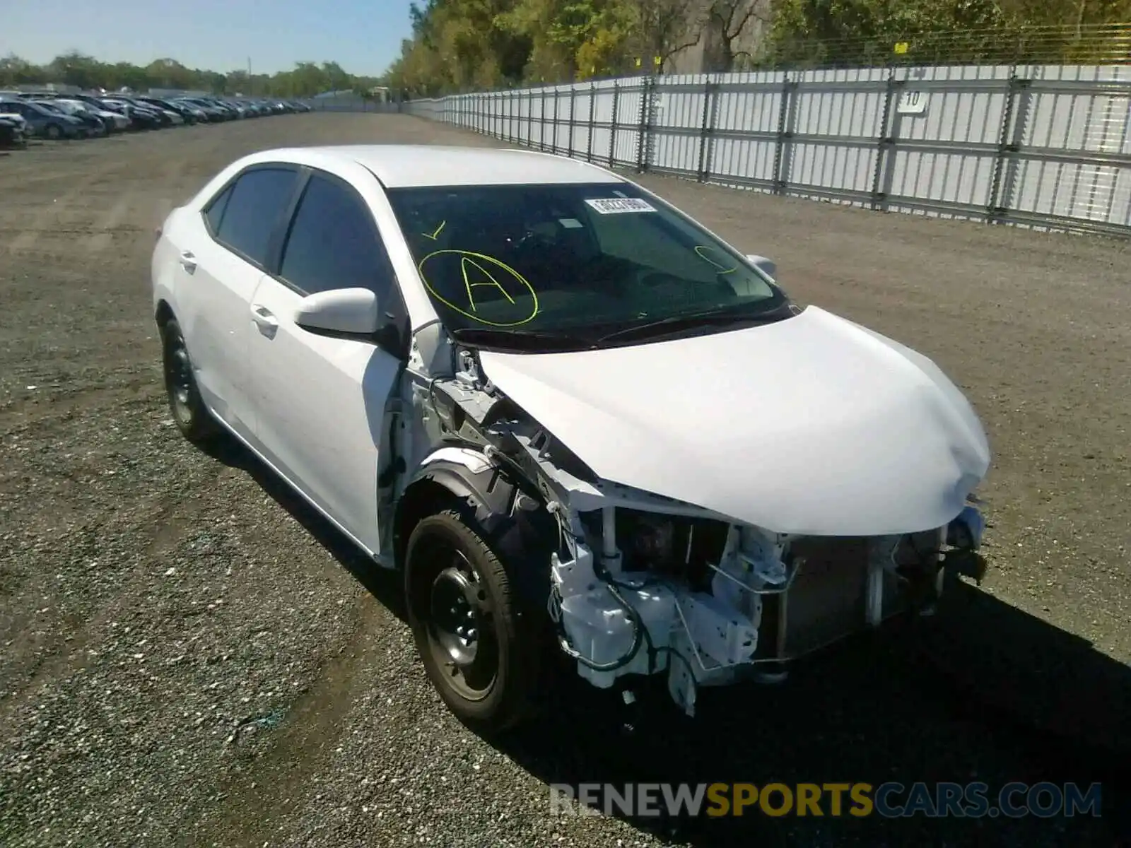 1 Photograph of a damaged car 2T1BURHE8KC188731 TOYOTA COROLLA 2019