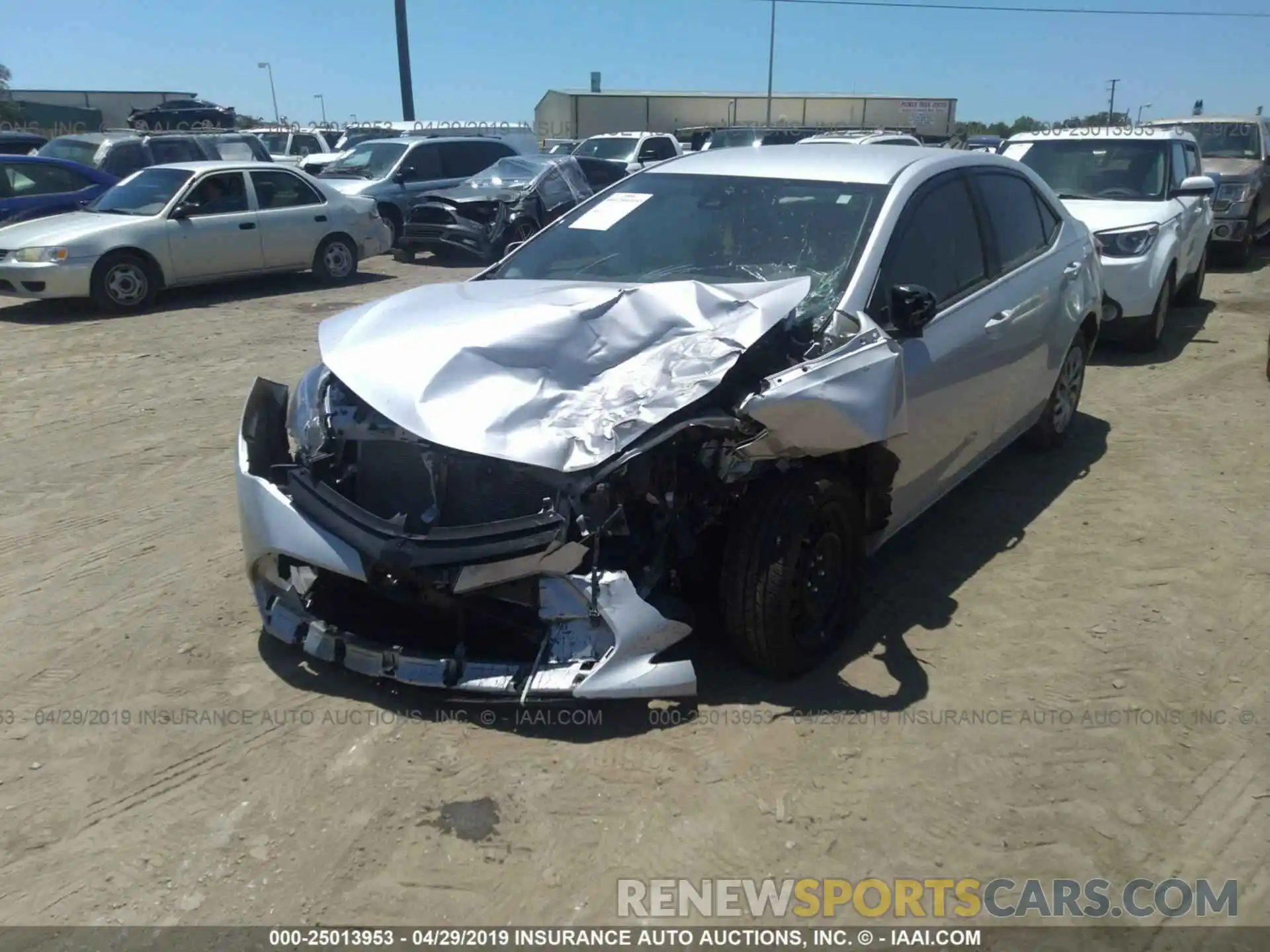 2 Photograph of a damaged car 2T1BURHE8KC189670 TOYOTA COROLLA 2019