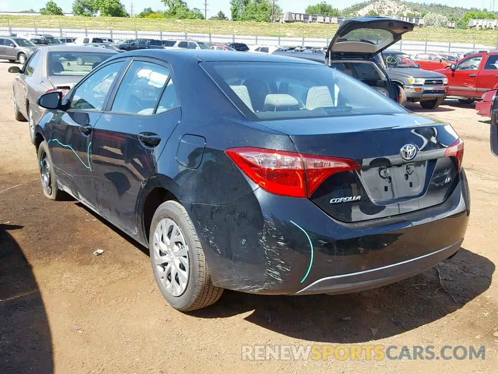 3 Photograph of a damaged car 2T1BURHE8KC189684 TOYOTA COROLLA 2019