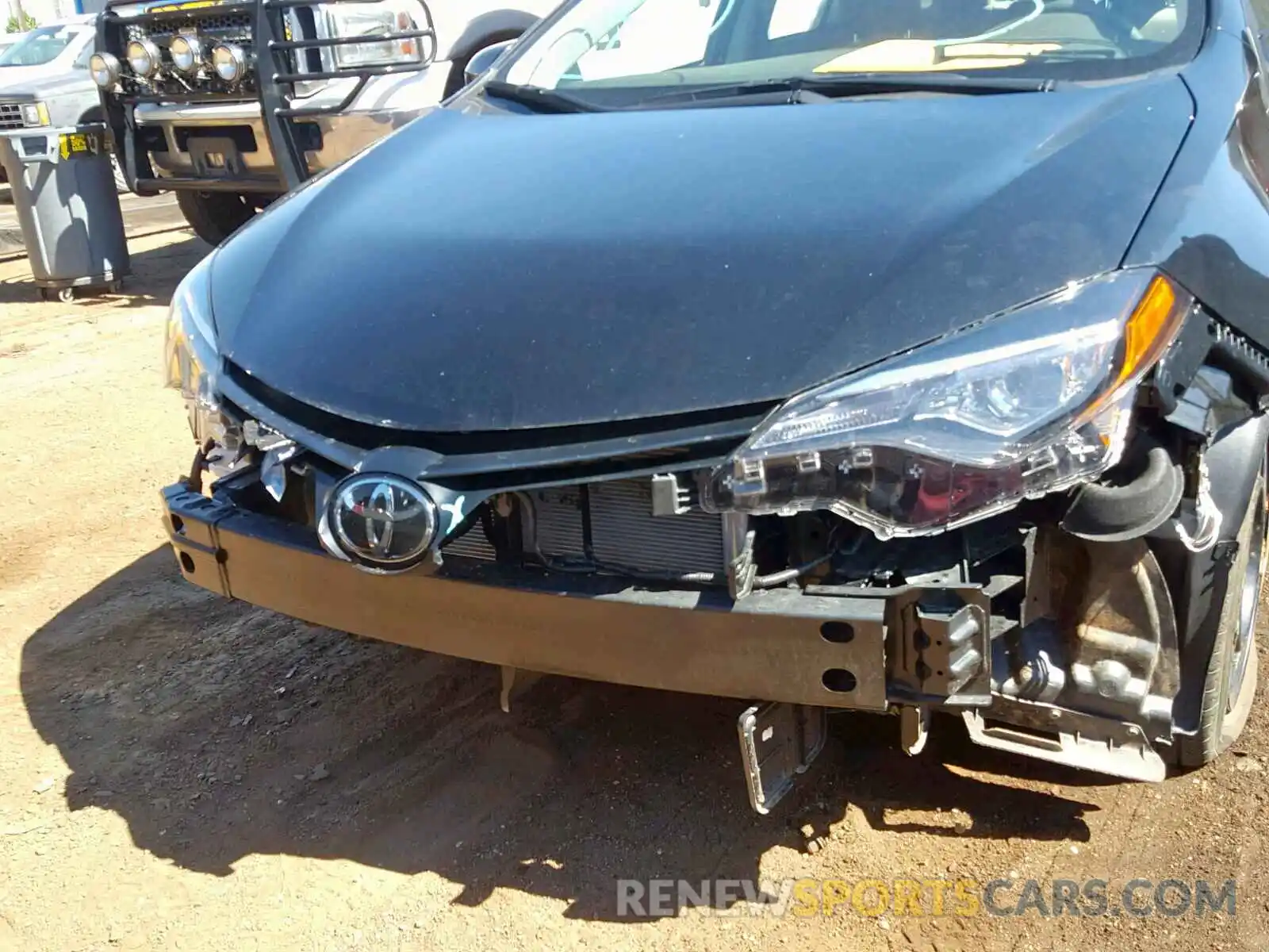 9 Photograph of a damaged car 2T1BURHE8KC189684 TOYOTA COROLLA 2019