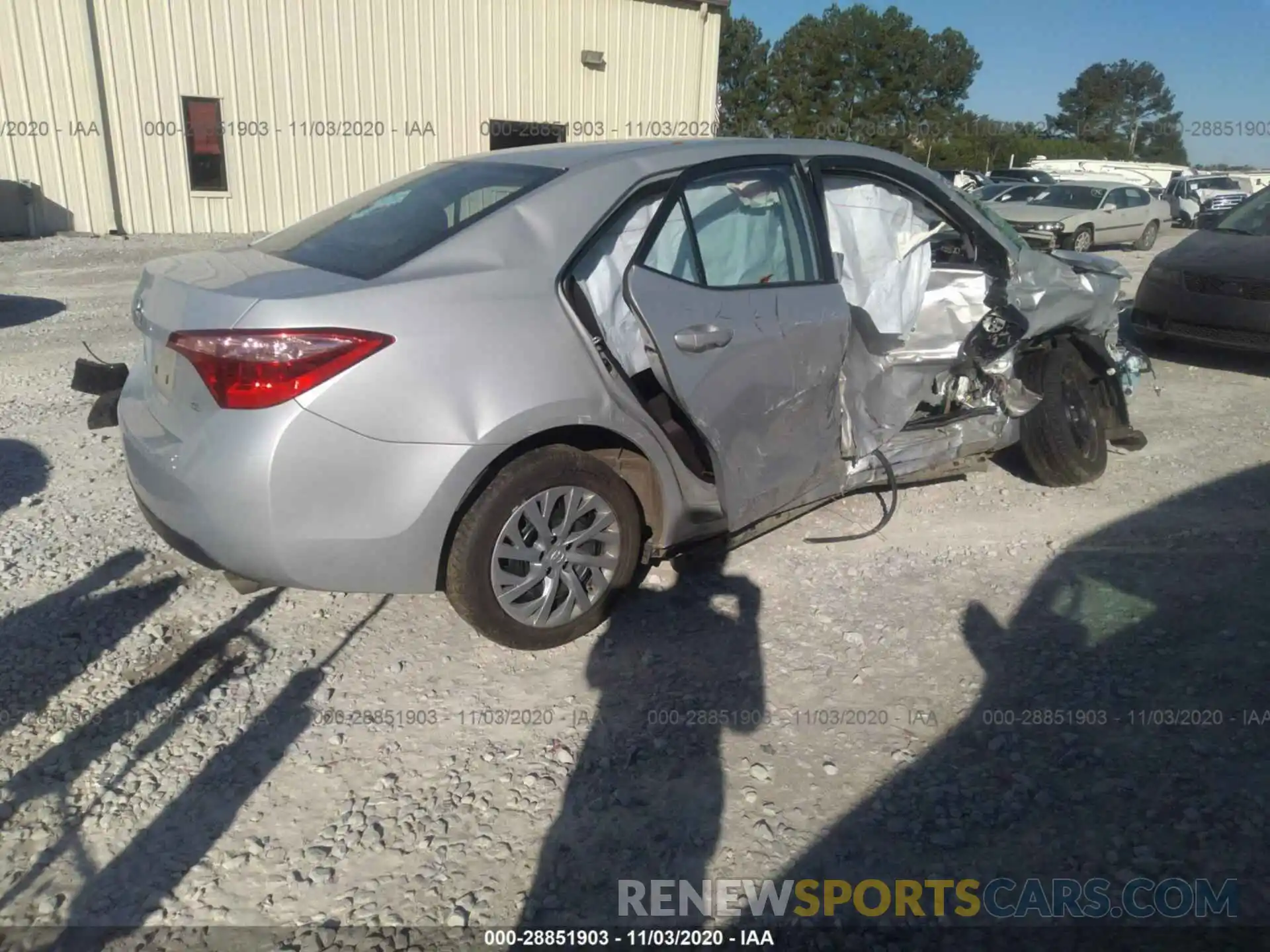 4 Photograph of a damaged car 2T1BURHE8KC191743 TOYOTA COROLLA 2019