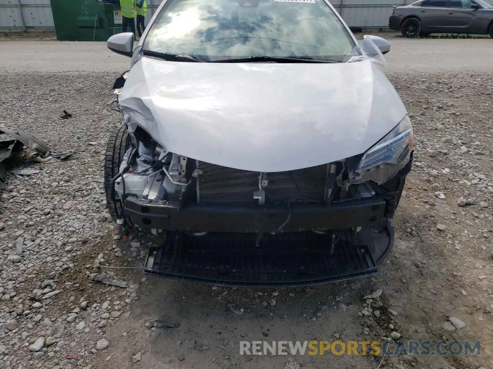 9 Photograph of a damaged car 2T1BURHE8KC191757 TOYOTA COROLLA 2019