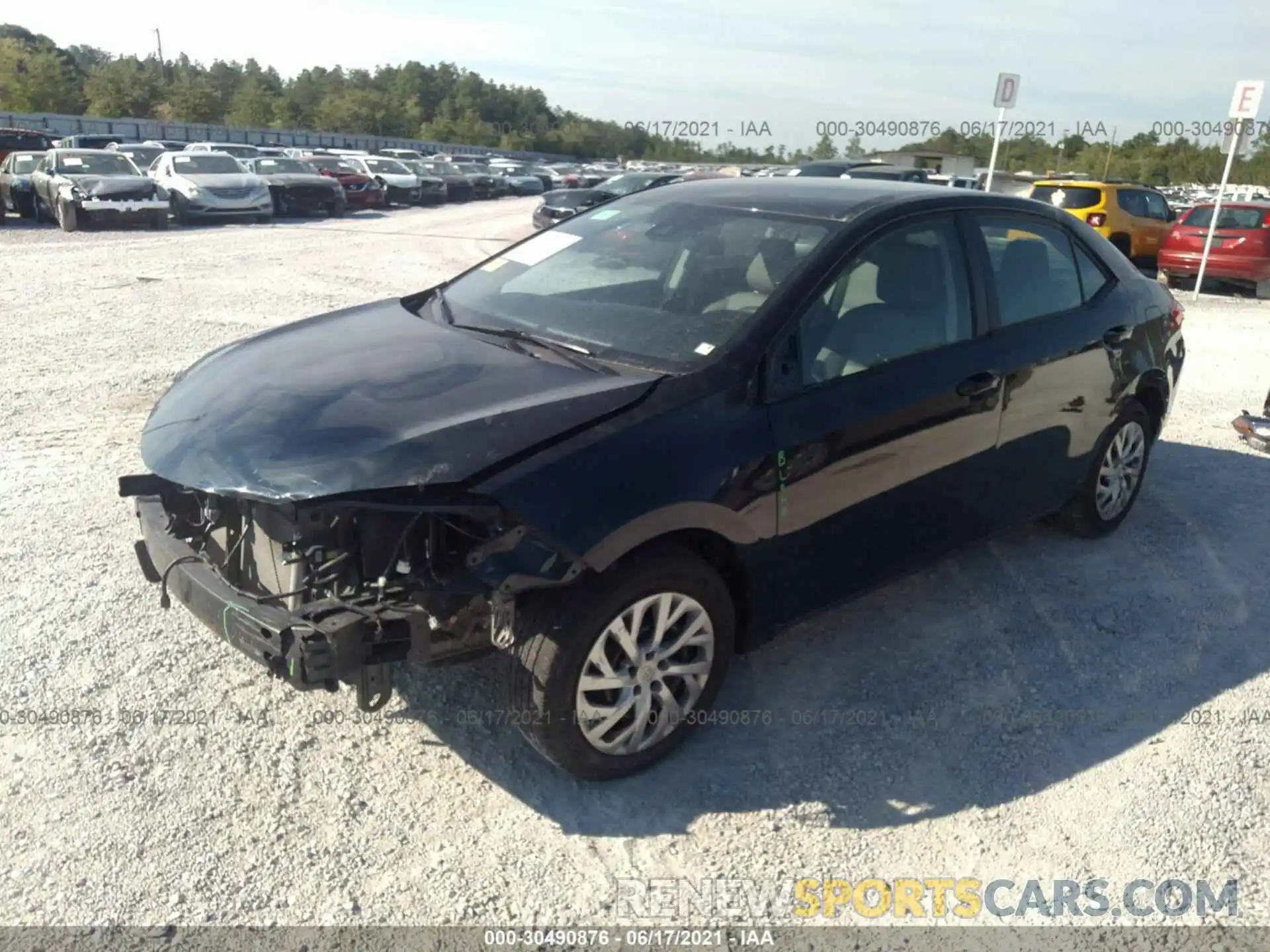 2 Photograph of a damaged car 2T1BURHE8KC192231 TOYOTA COROLLA 2019