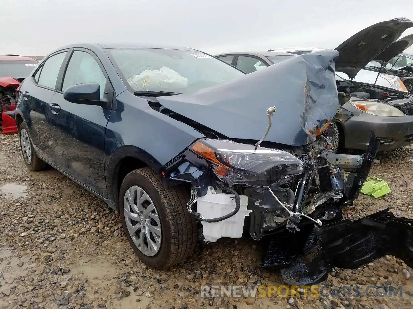 1 Photograph of a damaged car 2T1BURHE8KC192715 TOYOTA COROLLA 2019