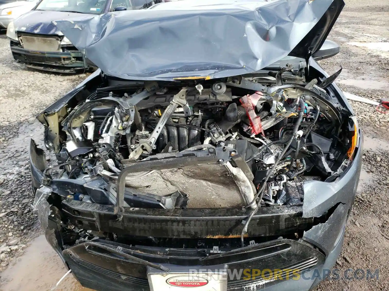 7 Photograph of a damaged car 2T1BURHE8KC195064 TOYOTA COROLLA 2019