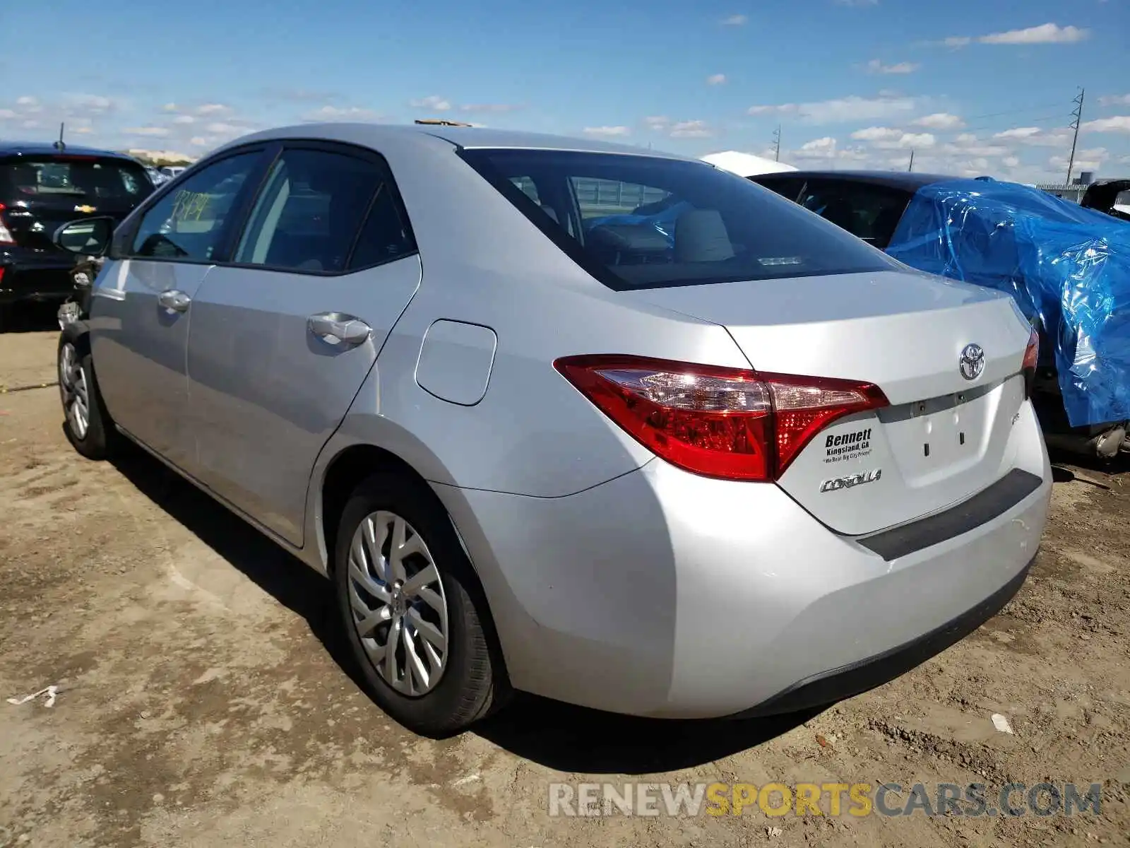 3 Photograph of a damaged car 2T1BURHE8KC195503 TOYOTA COROLLA 2019