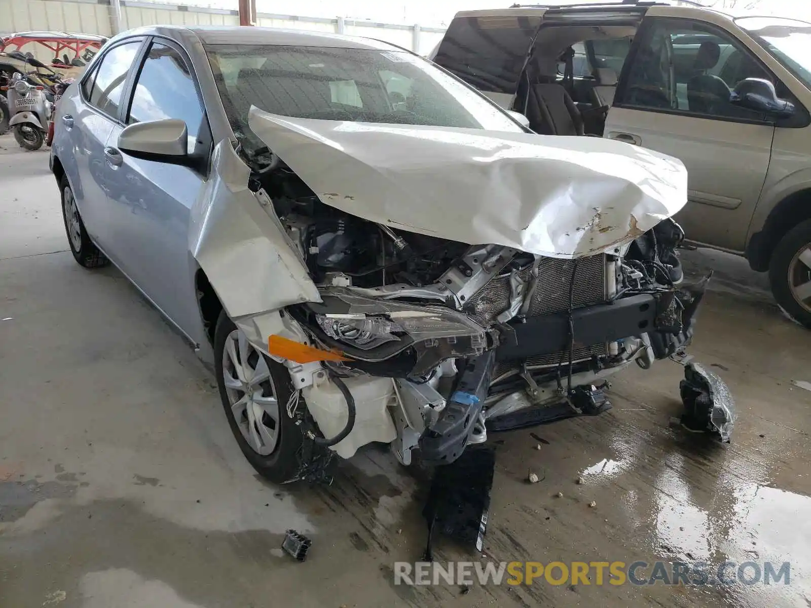 1 Photograph of a damaged car 2T1BURHE8KC196019 TOYOTA COROLLA 2019