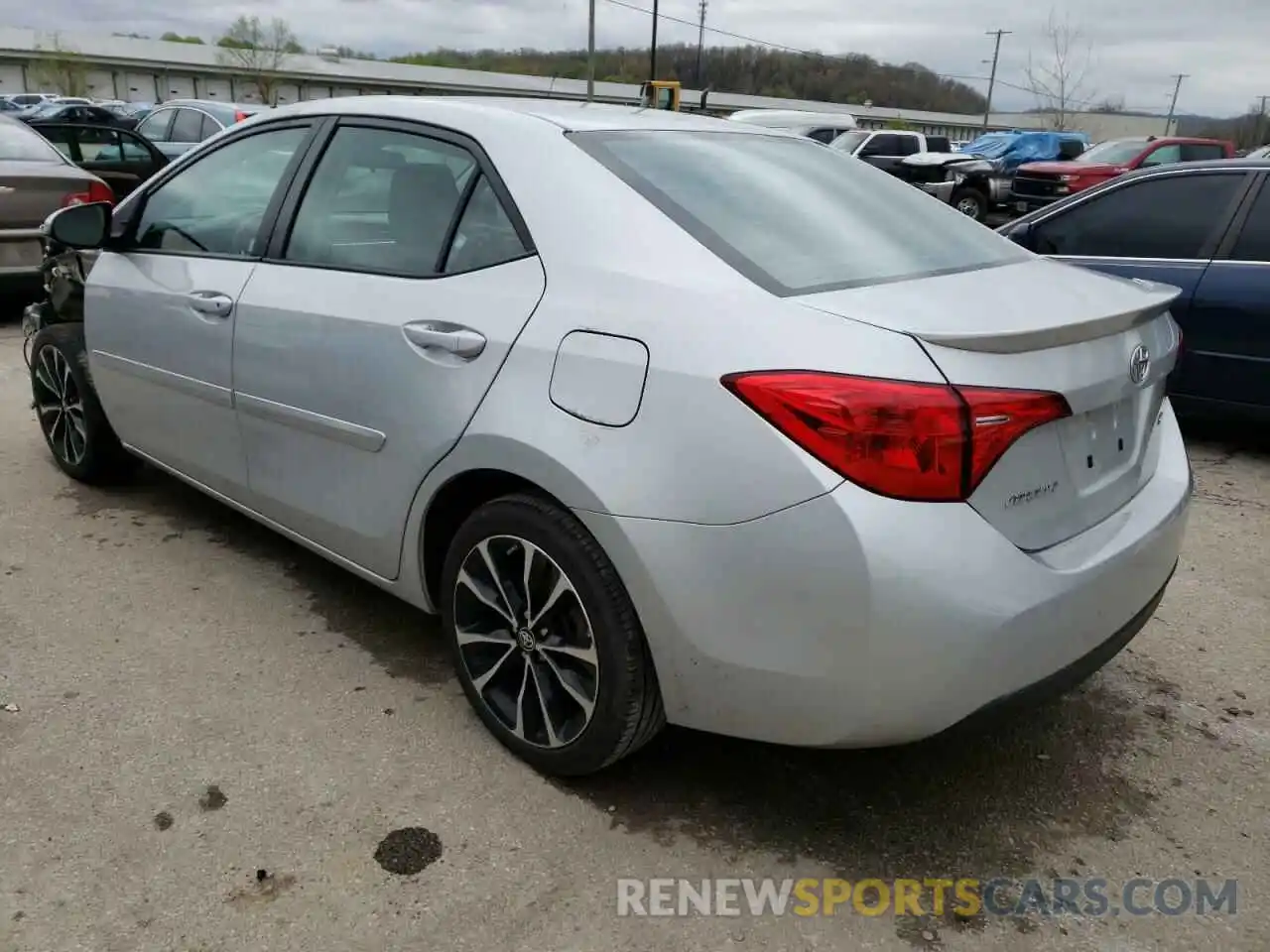 3 Photograph of a damaged car 2T1BURHE8KC197378 TOYOTA COROLLA 2019