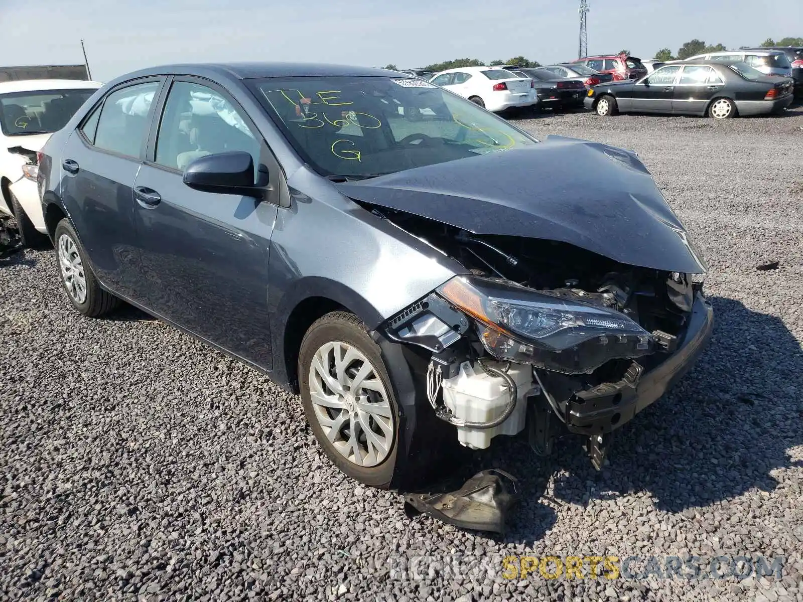 1 Photograph of a damaged car 2T1BURHE8KC199535 TOYOTA COROLLA 2019