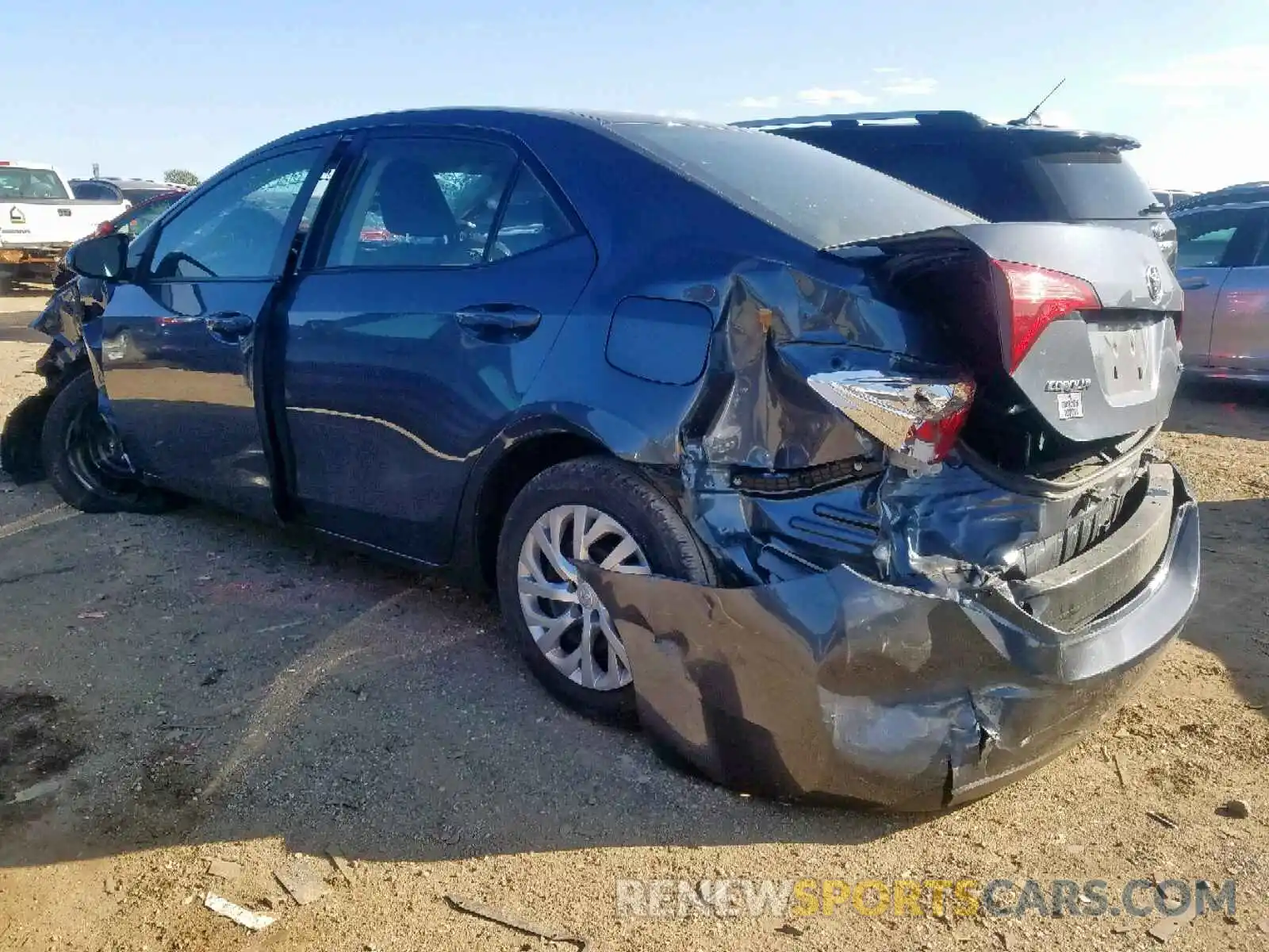 3 Photograph of a damaged car 2T1BURHE8KC200005 TOYOTA COROLLA 2019