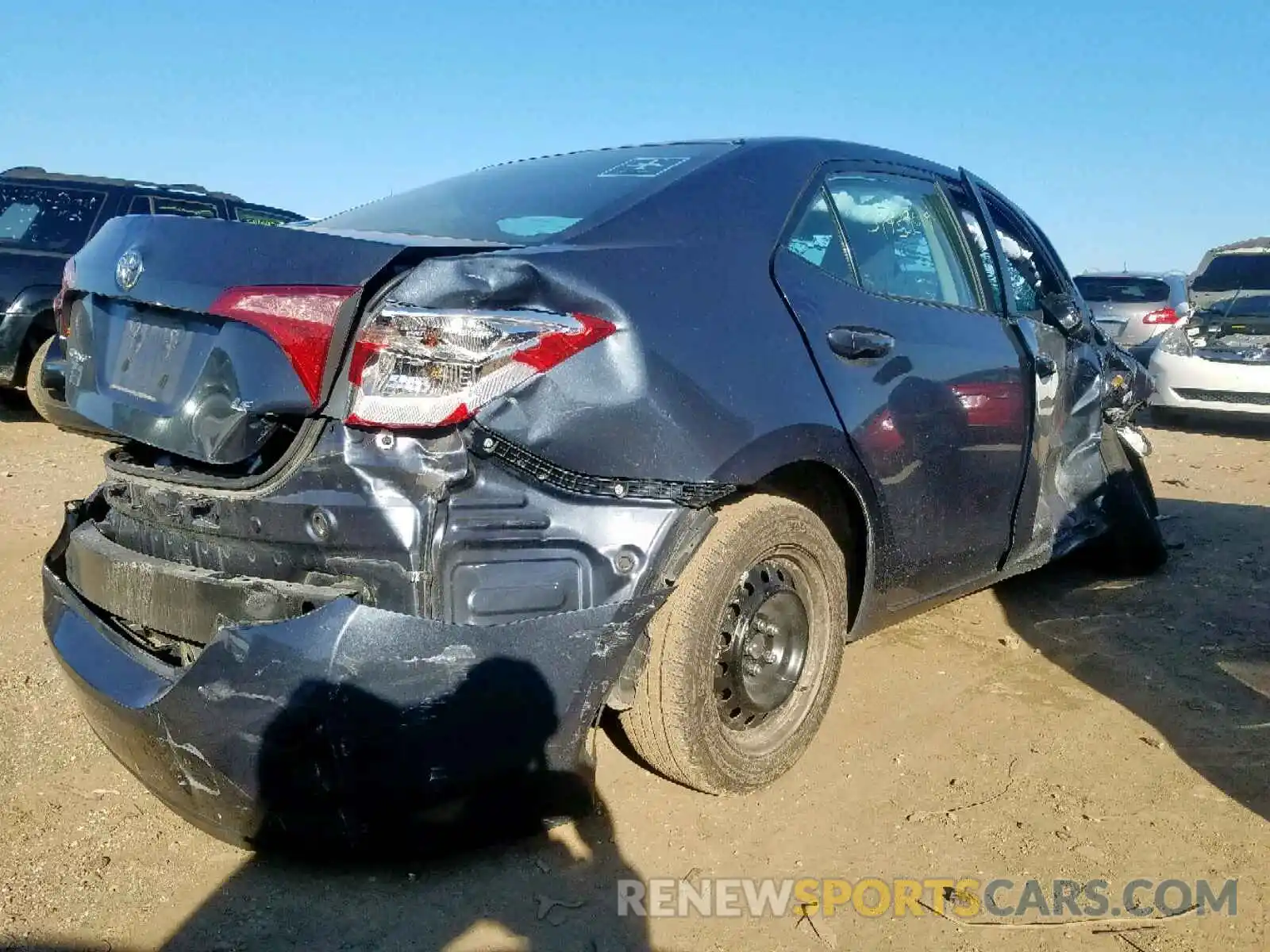 4 Photograph of a damaged car 2T1BURHE8KC200005 TOYOTA COROLLA 2019