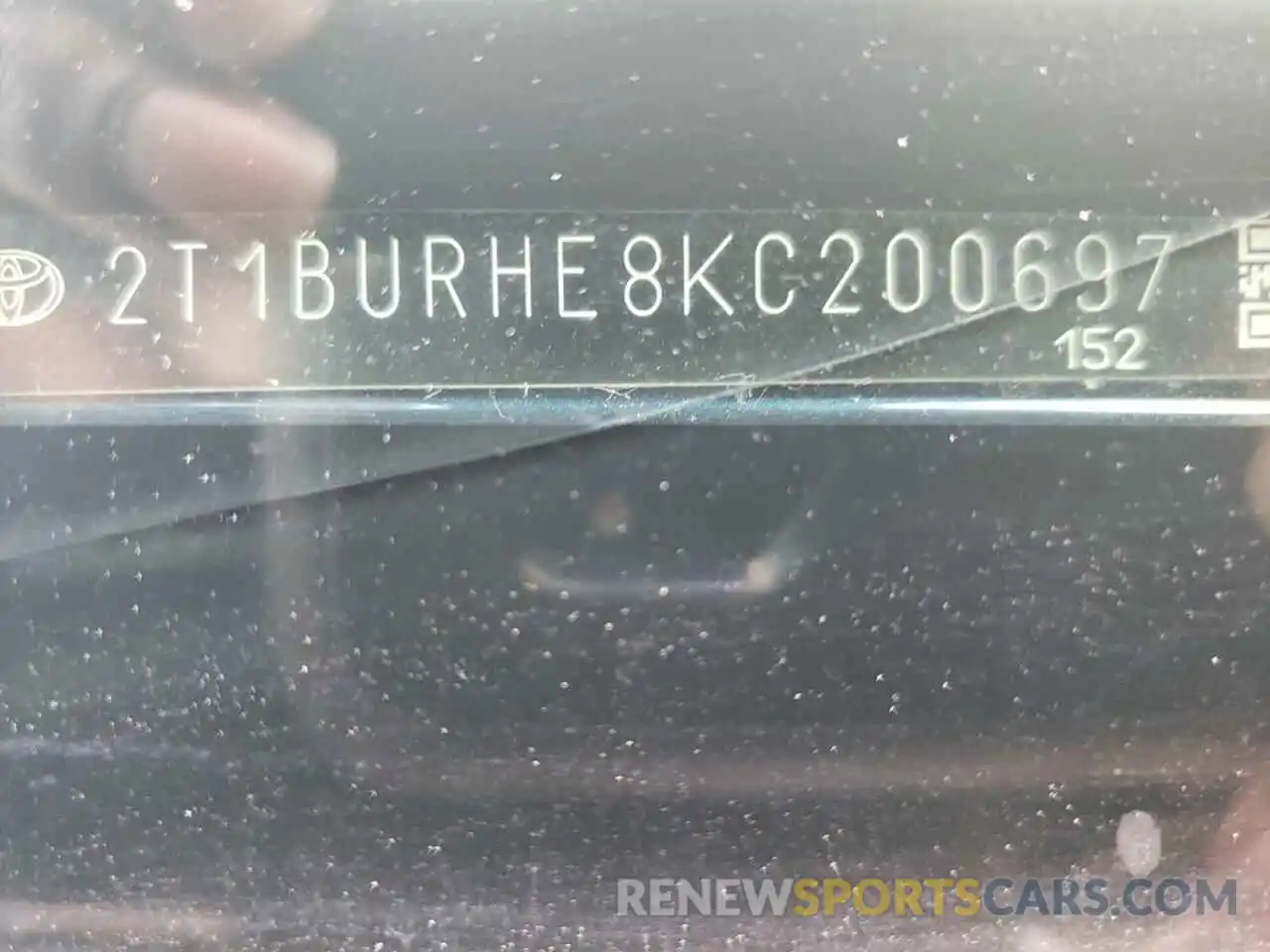 10 Photograph of a damaged car 2T1BURHE8KC200697 TOYOTA COROLLA 2019