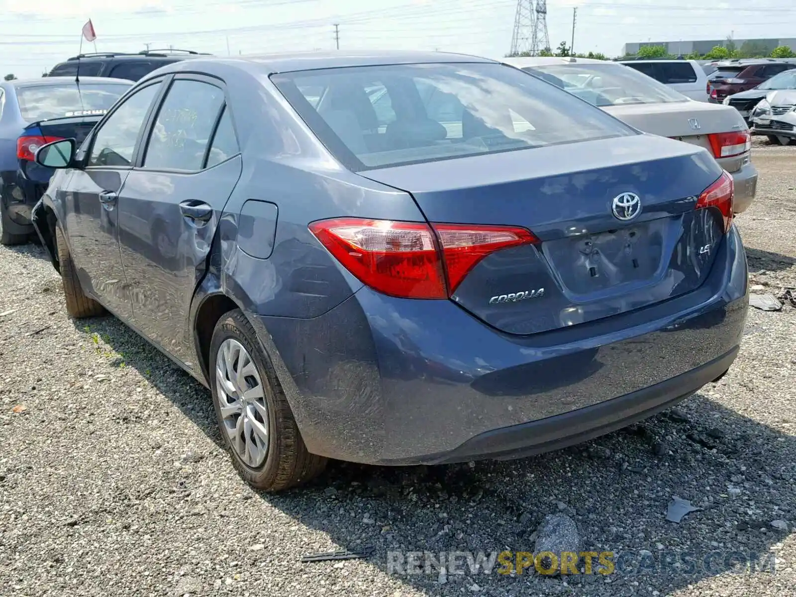 3 Photograph of a damaged car 2T1BURHE8KC200800 TOYOTA COROLLA 2019