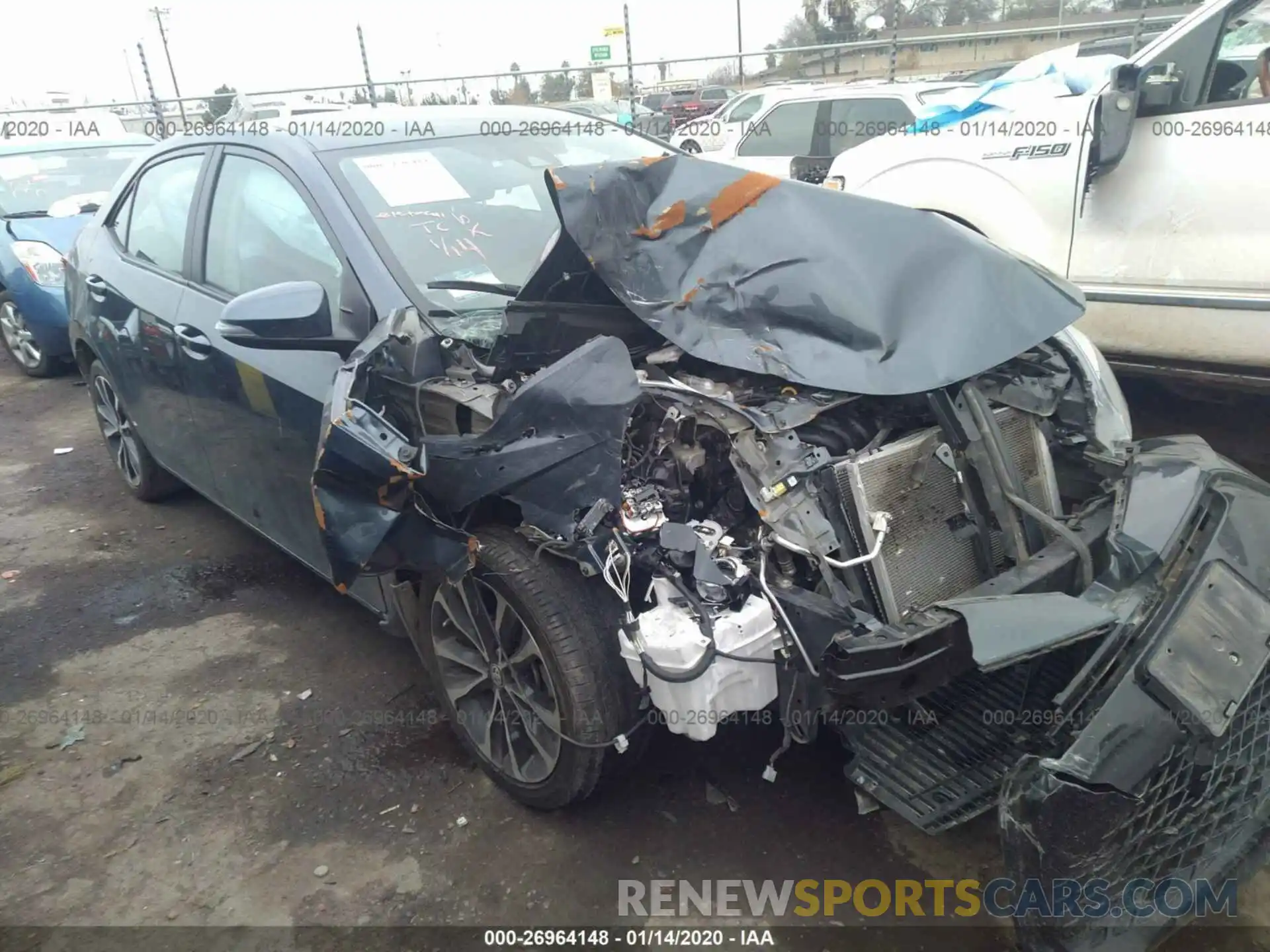 1 Photograph of a damaged car 2T1BURHE8KC201140 TOYOTA COROLLA 2019