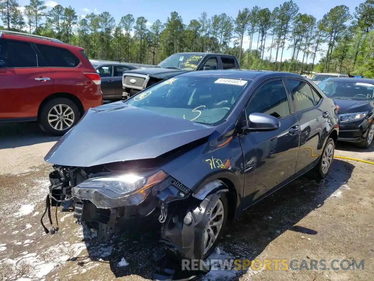 2 Photograph of a damaged car 2T1BURHE8KC201252 TOYOTA COROLLA 2019