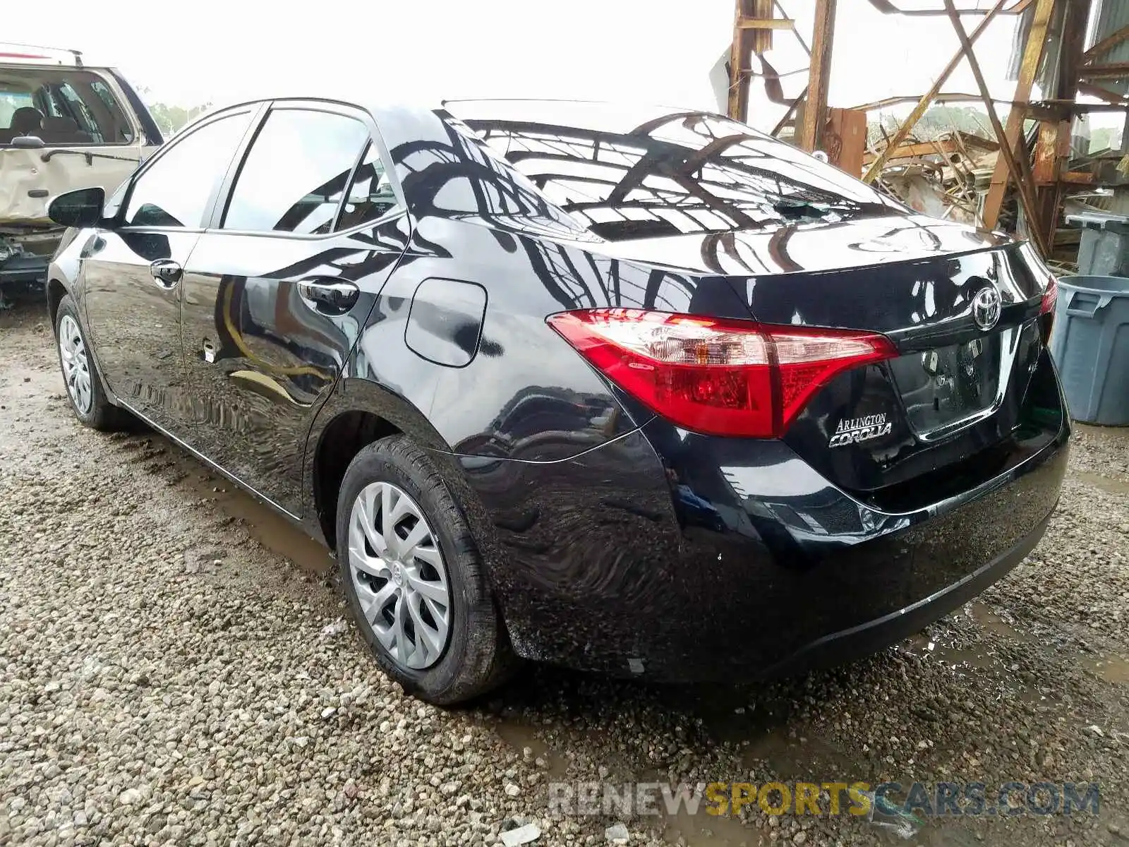 3 Photograph of a damaged car 2T1BURHE8KC202059 TOYOTA COROLLA 2019