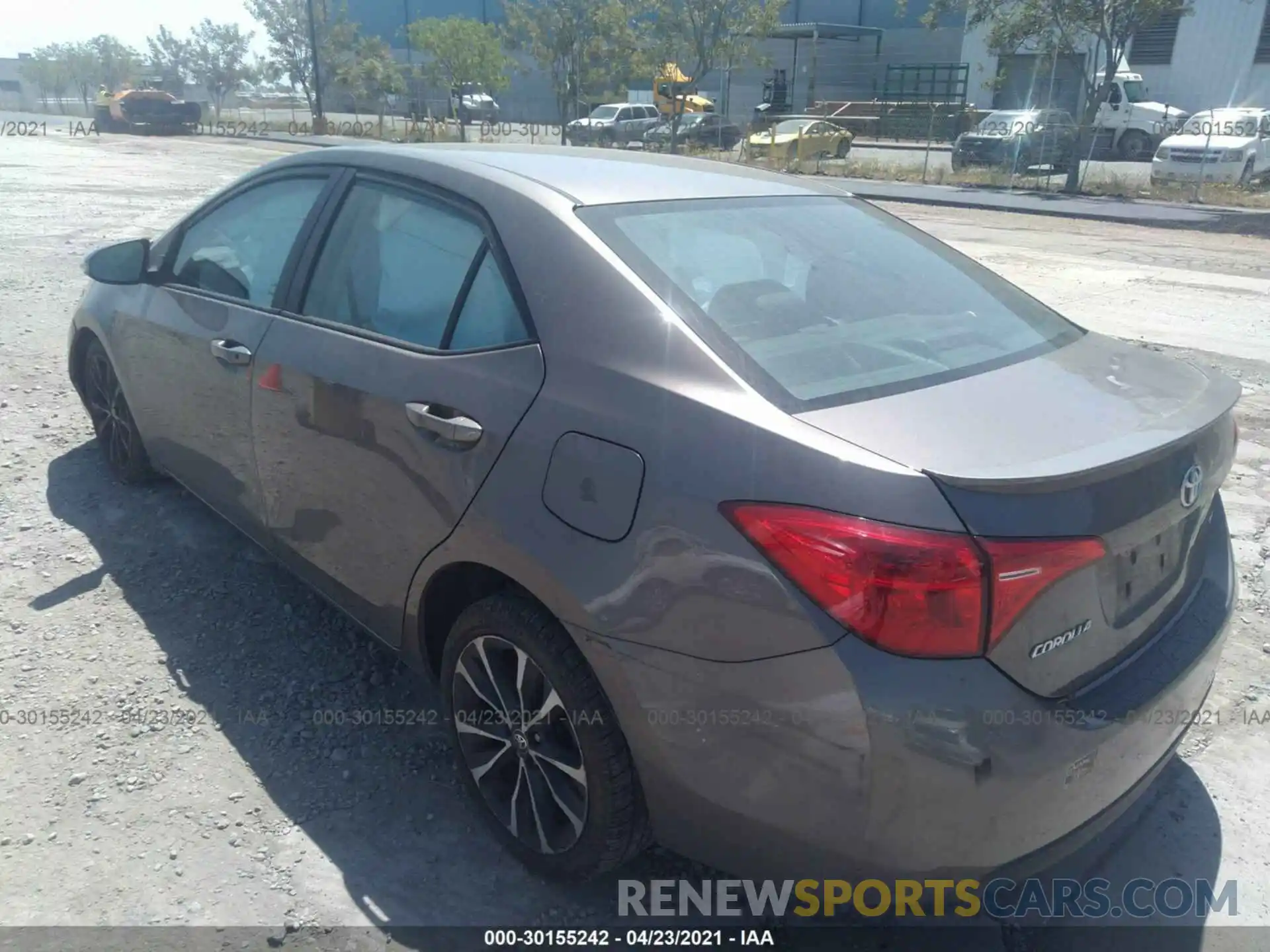 3 Photograph of a damaged car 2T1BURHE8KC202112 TOYOTA COROLLA 2019