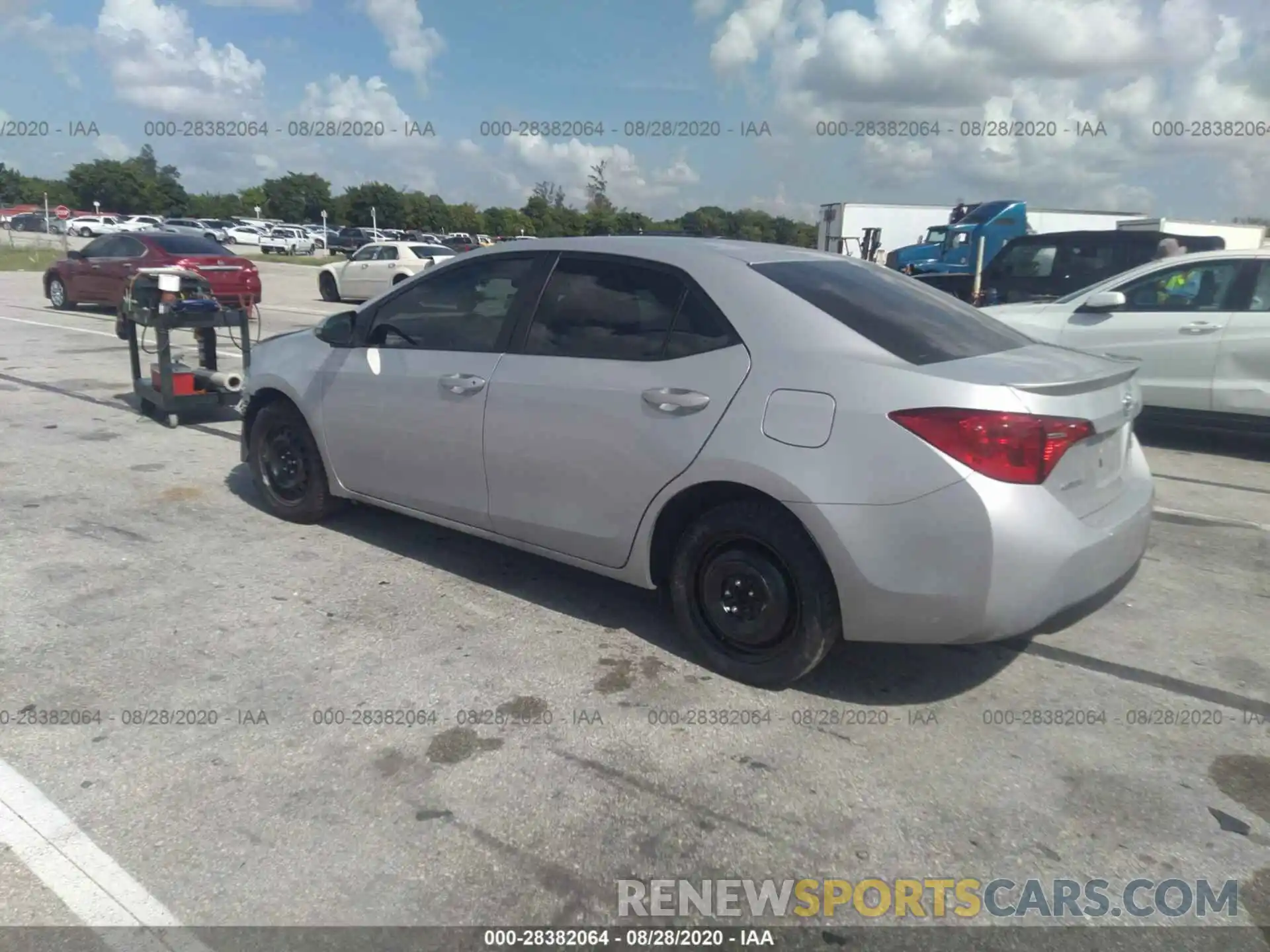 3 Photograph of a damaged car 2T1BURHE8KC202434 TOYOTA COROLLA 2019