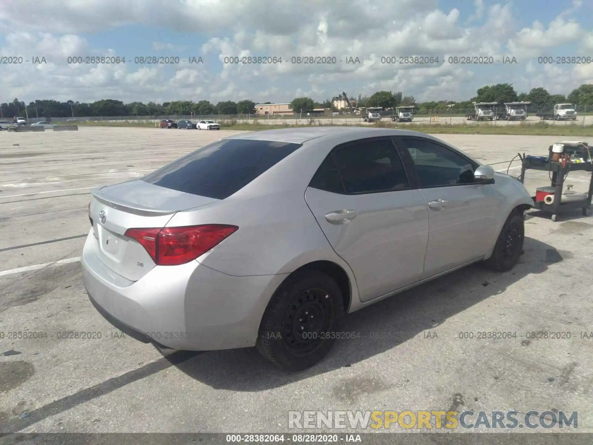 4 Photograph of a damaged car 2T1BURHE8KC202434 TOYOTA COROLLA 2019