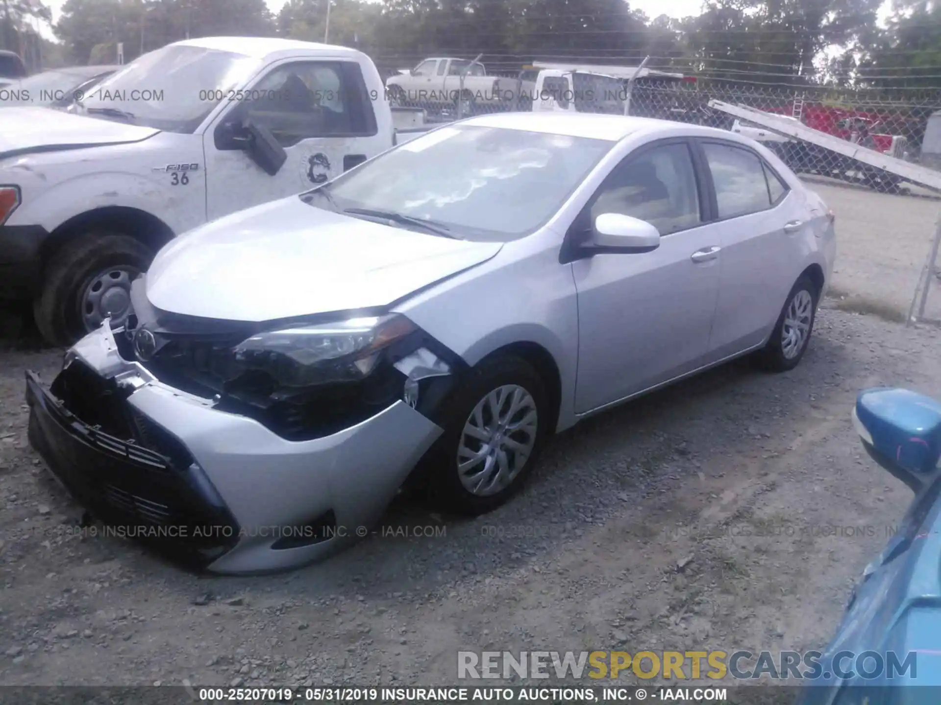 2 Photograph of a damaged car 2T1BURHE8KC203387 TOYOTA COROLLA 2019