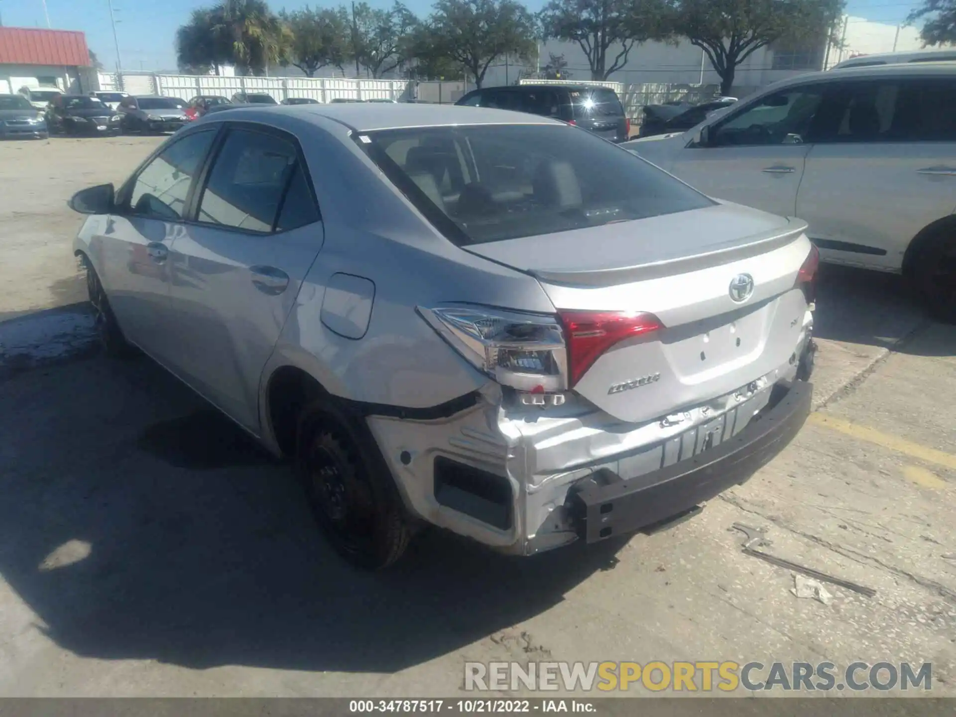 3 Photograph of a damaged car 2T1BURHE8KC203762 TOYOTA COROLLA 2019