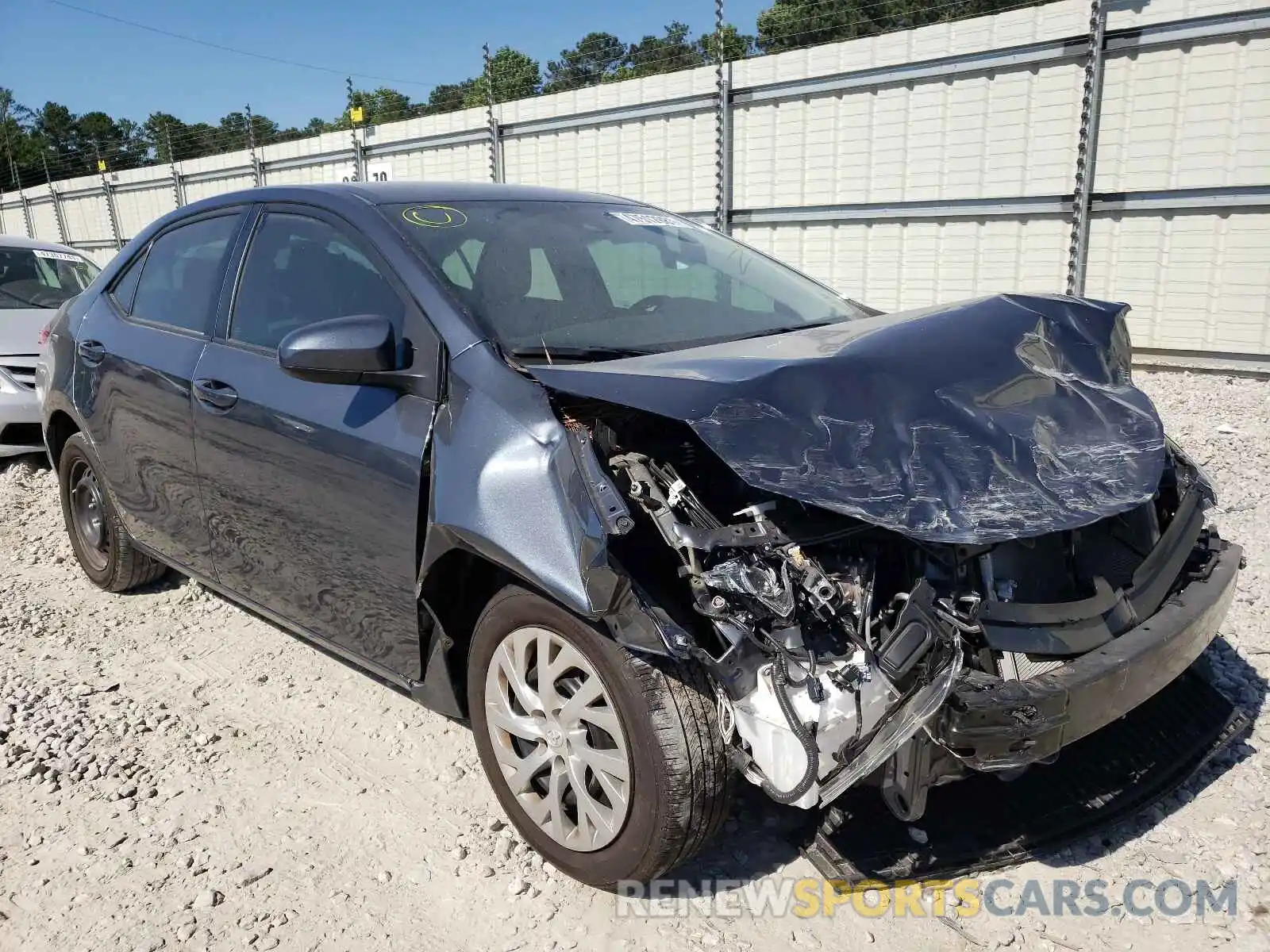 1 Photograph of a damaged car 2T1BURHE8KC204233 TOYOTA COROLLA 2019