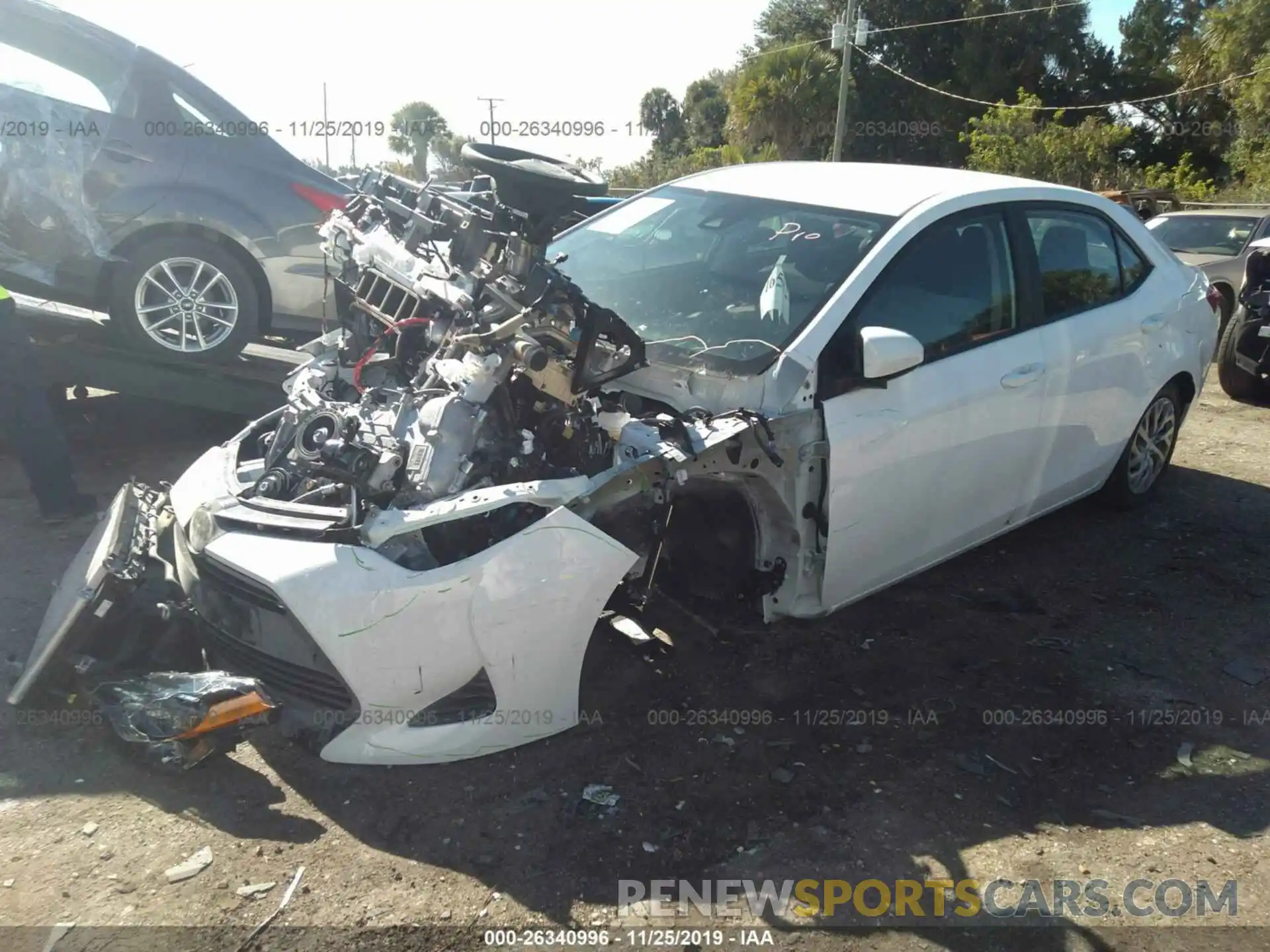 2 Photograph of a damaged car 2T1BURHE8KC204863 TOYOTA COROLLA 2019