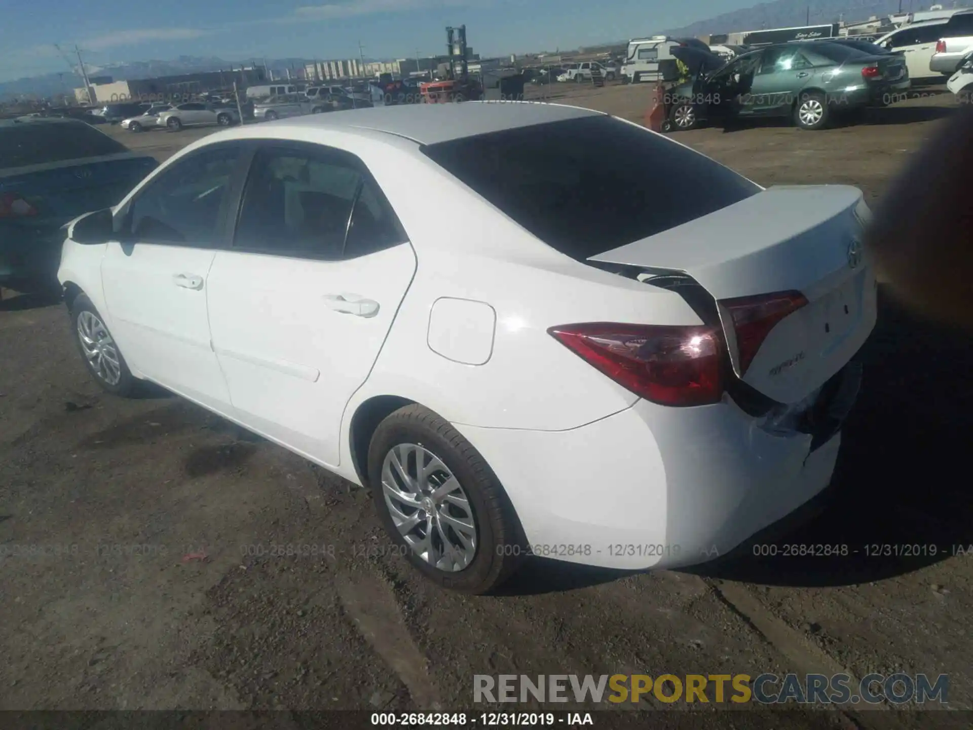 3 Photograph of a damaged car 2T1BURHE8KC204989 TOYOTA COROLLA 2019