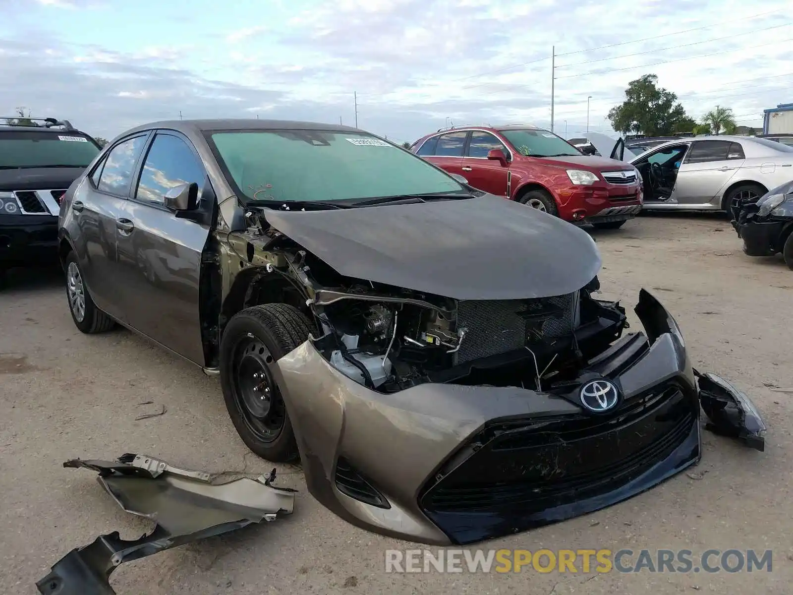 1 Photograph of a damaged car 2T1BURHE8KC205513 TOYOTA COROLLA 2019