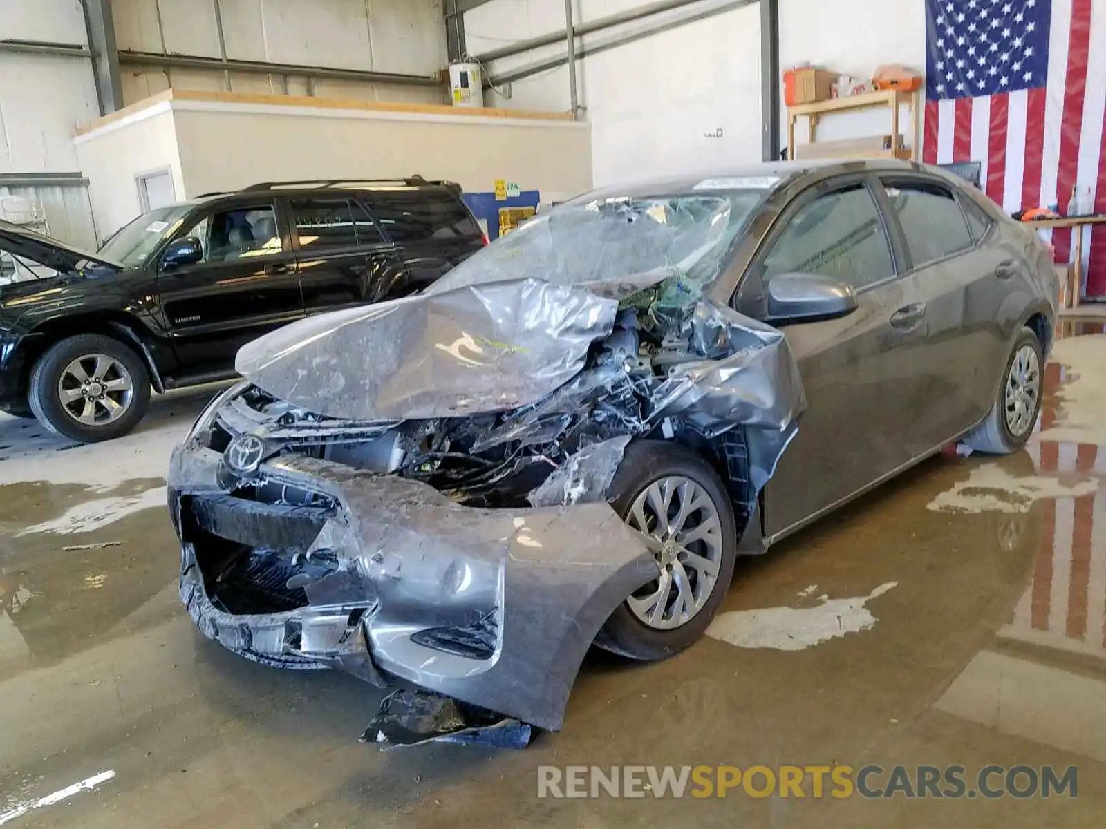 2 Photograph of a damaged car 2T1BURHE8KC206158 TOYOTA COROLLA 2019