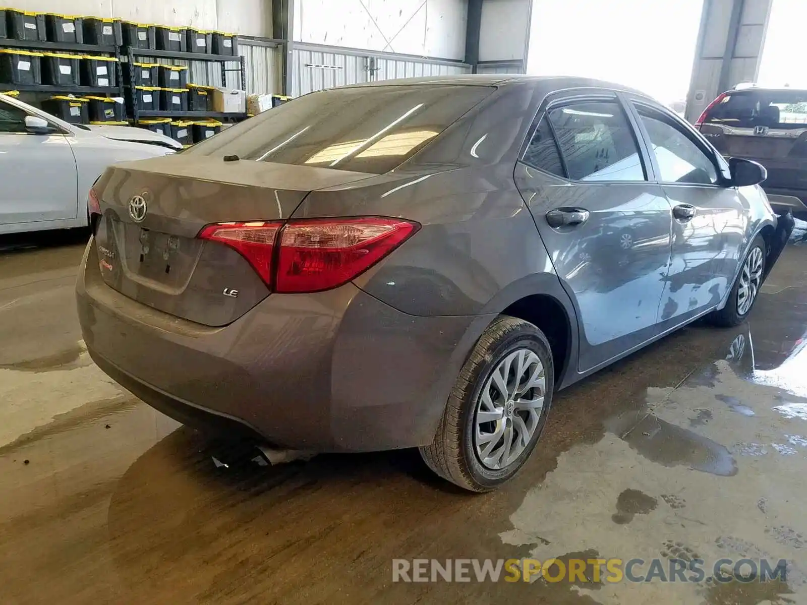 4 Photograph of a damaged car 2T1BURHE8KC206158 TOYOTA COROLLA 2019