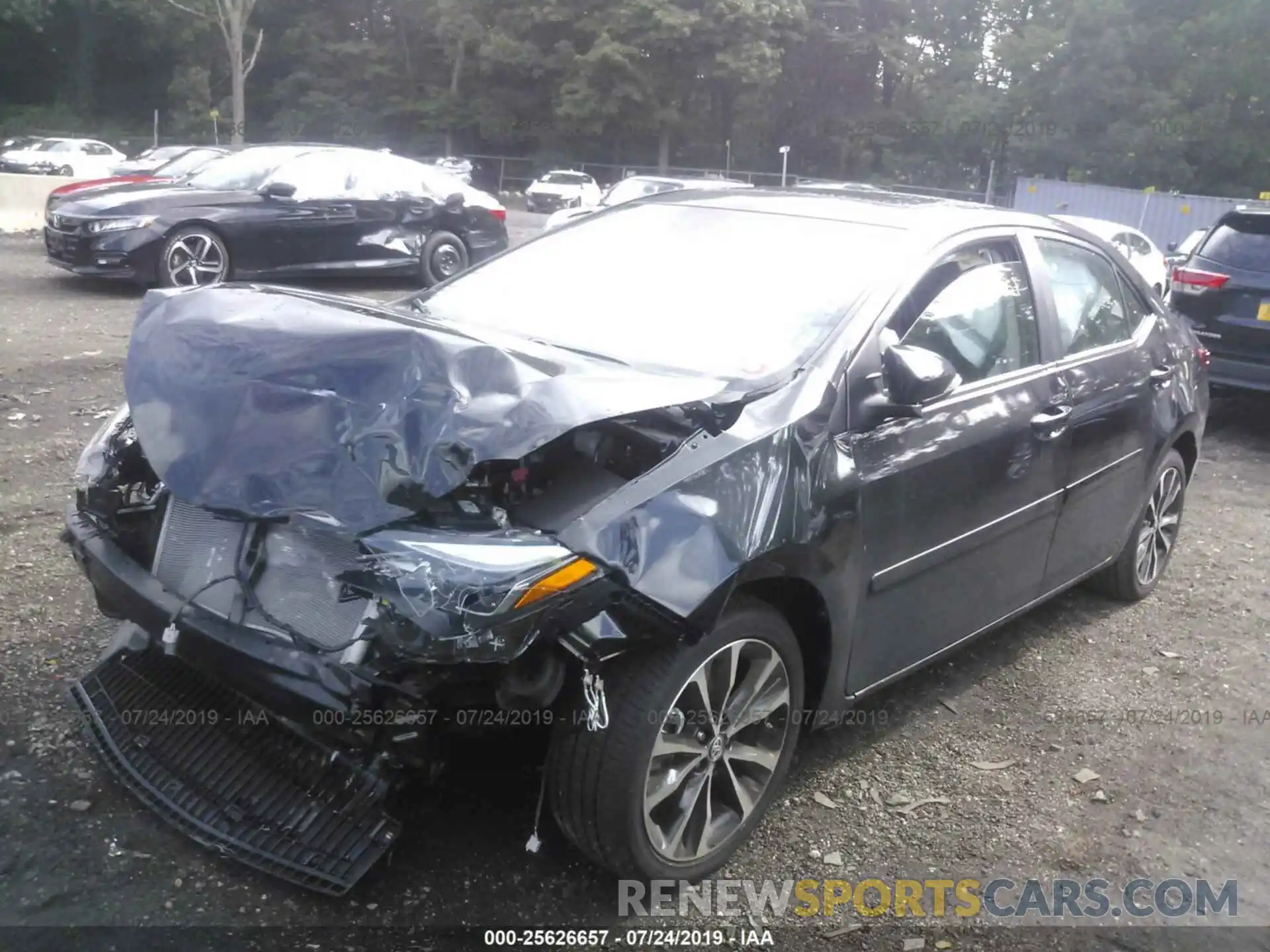 2 Photograph of a damaged car 2T1BURHE8KC206760 TOYOTA COROLLA 2019