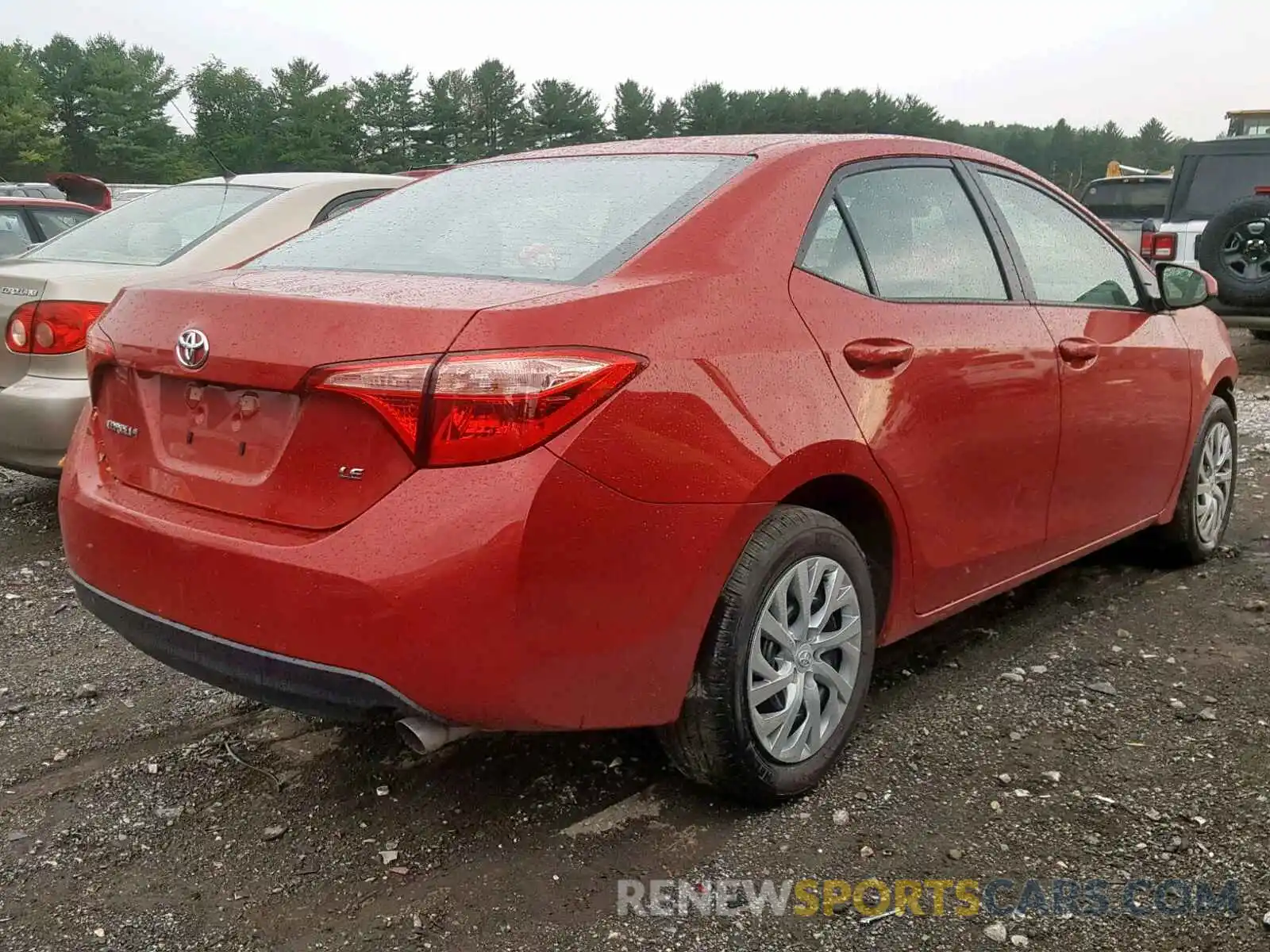 4 Photograph of a damaged car 2T1BURHE8KC206810 TOYOTA COROLLA 2019