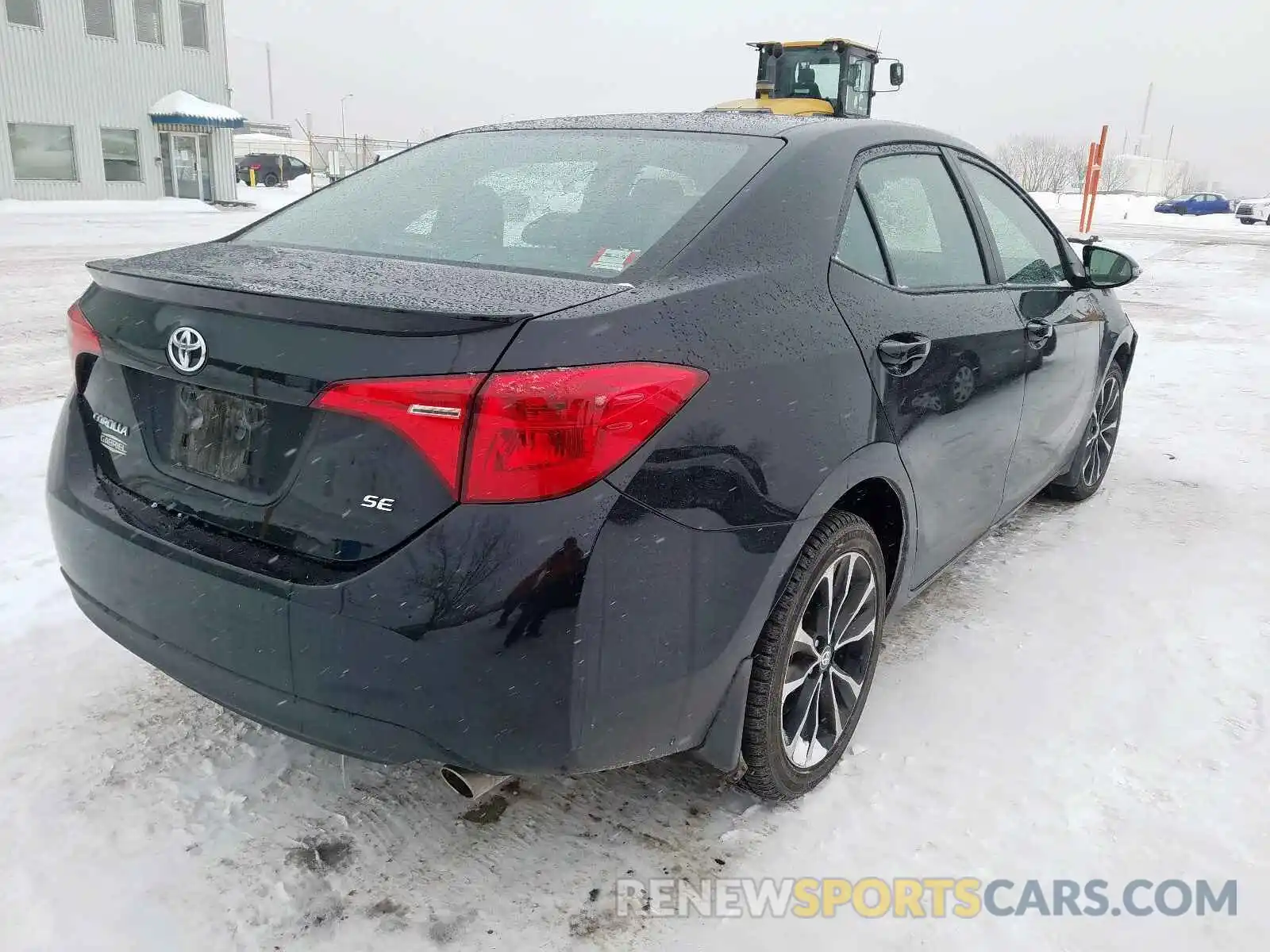 4 Photograph of a damaged car 2T1BURHE8KC207620 TOYOTA COROLLA 2019