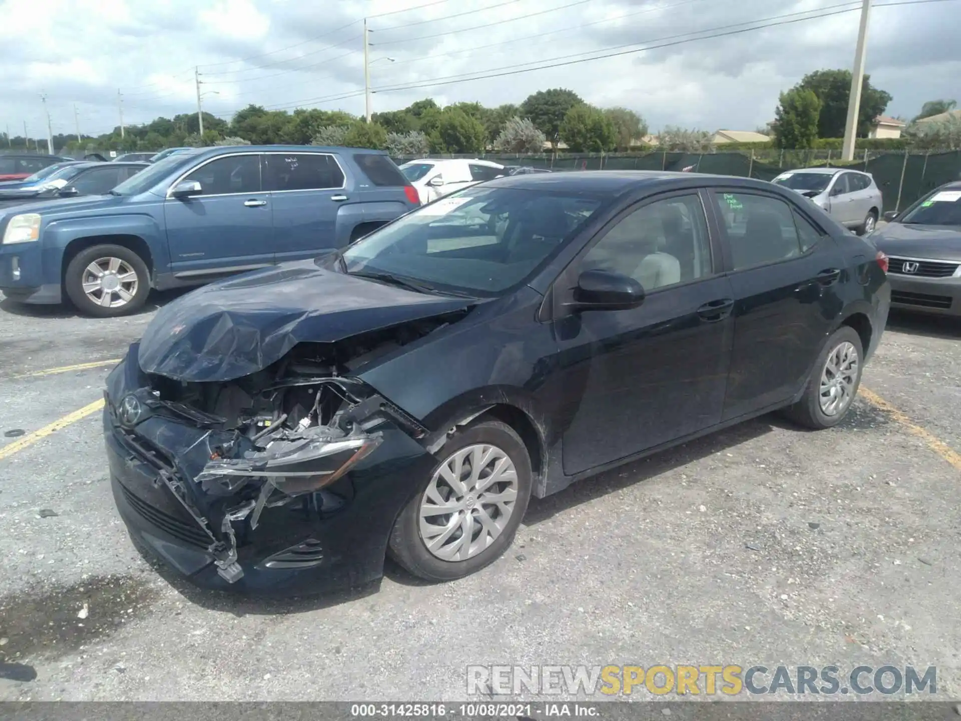 2 Photograph of a damaged car 2T1BURHE8KC208475 TOYOTA COROLLA 2019