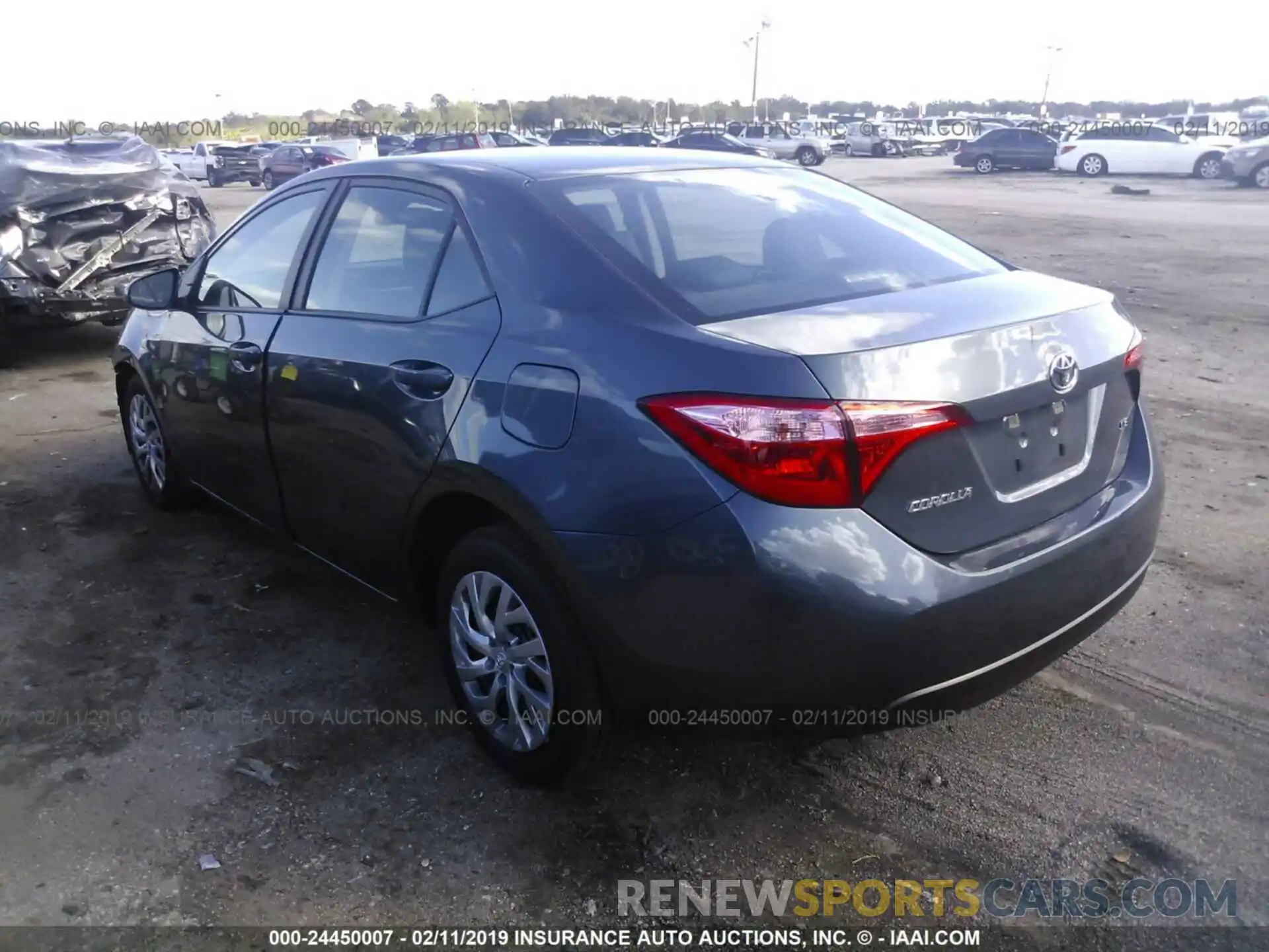 3 Photograph of a damaged car 2T1BURHE8KC209433 TOYOTA COROLLA 2019