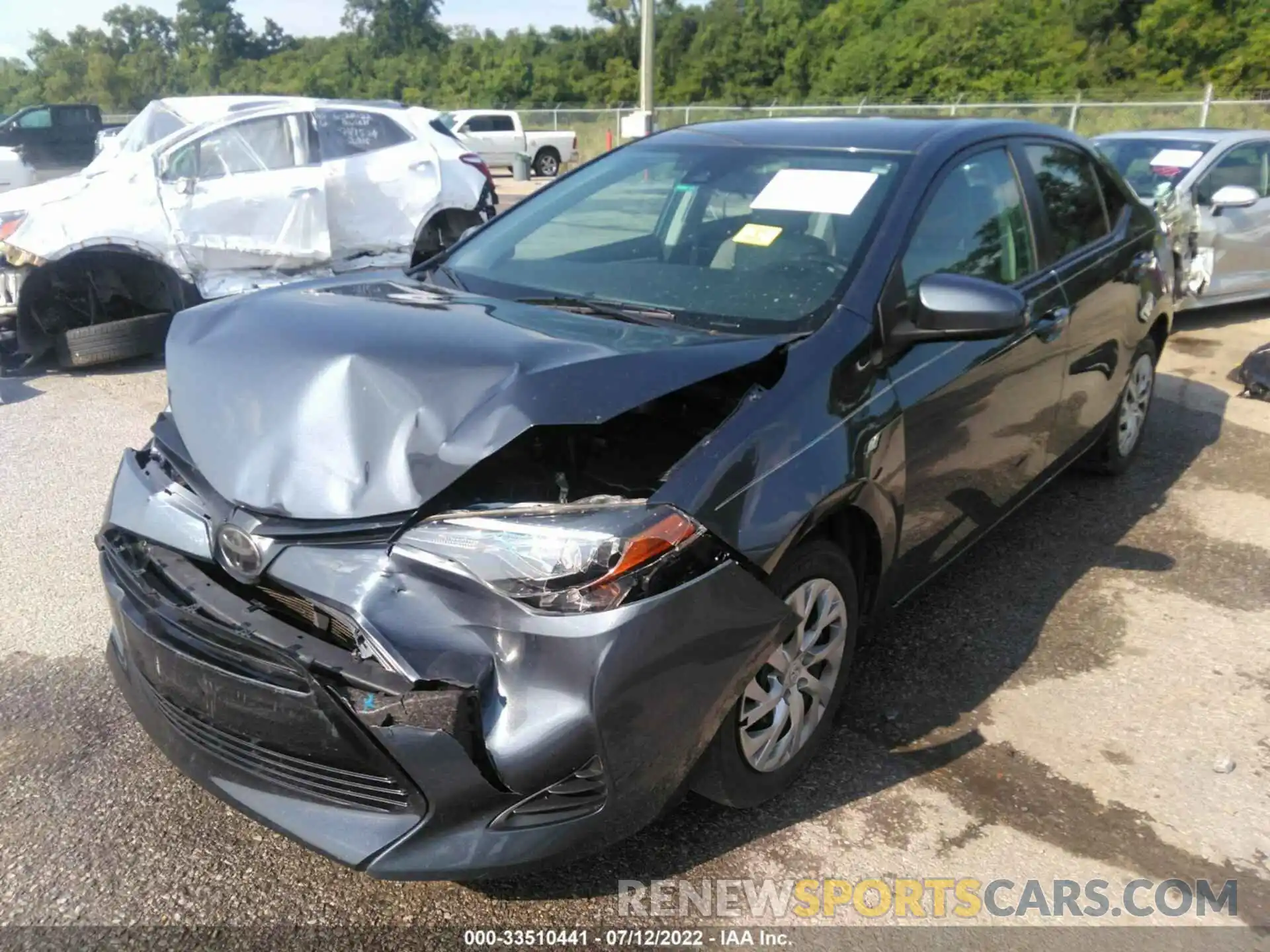 2 Photograph of a damaged car 2T1BURHE8KC209867 TOYOTA COROLLA 2019