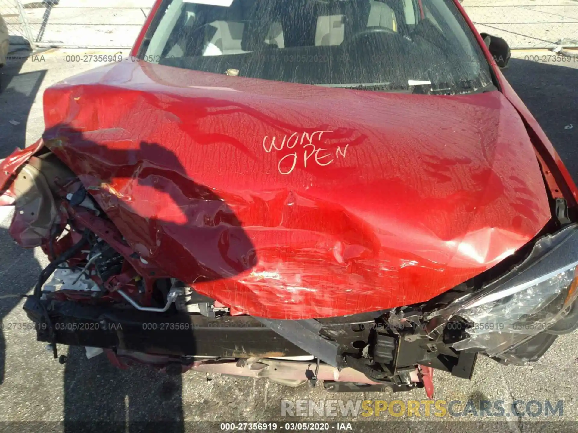 10 Photograph of a damaged car 2T1BURHE8KC210713 TOYOTA COROLLA 2019