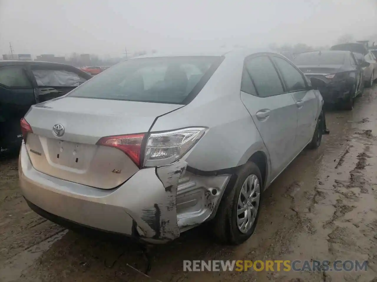 4 Photograph of a damaged car 2T1BURHE8KC210856 TOYOTA COROLLA 2019