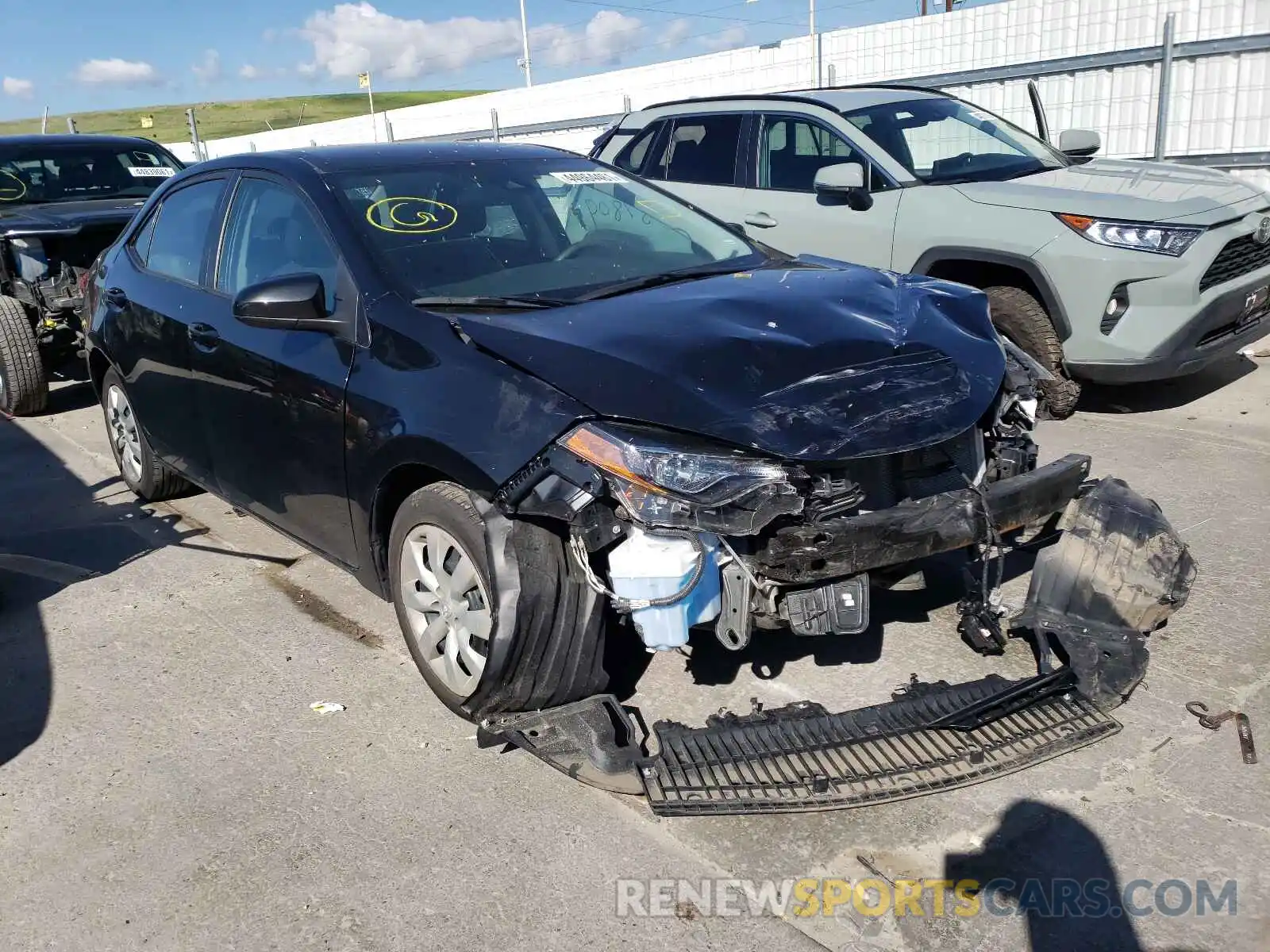 1 Photograph of a damaged car 2T1BURHE8KC211070 TOYOTA COROLLA 2019