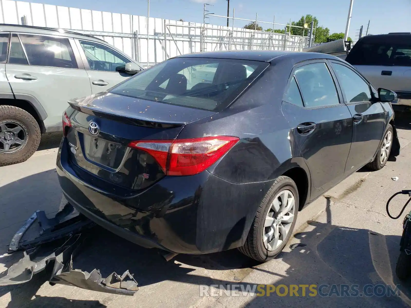 4 Photograph of a damaged car 2T1BURHE8KC211070 TOYOTA COROLLA 2019