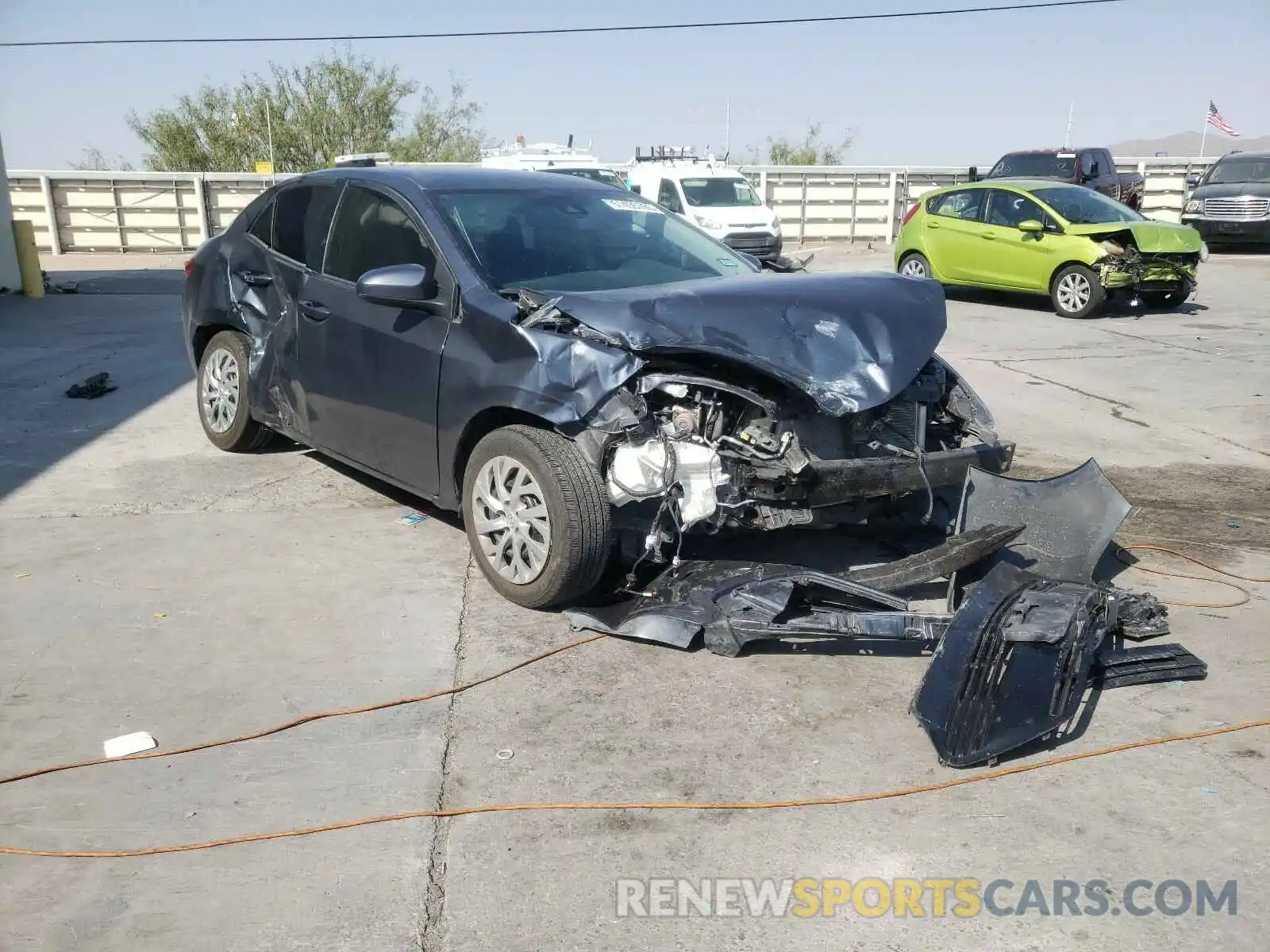 1 Photograph of a damaged car 2T1BURHE8KC211599 TOYOTA COROLLA 2019