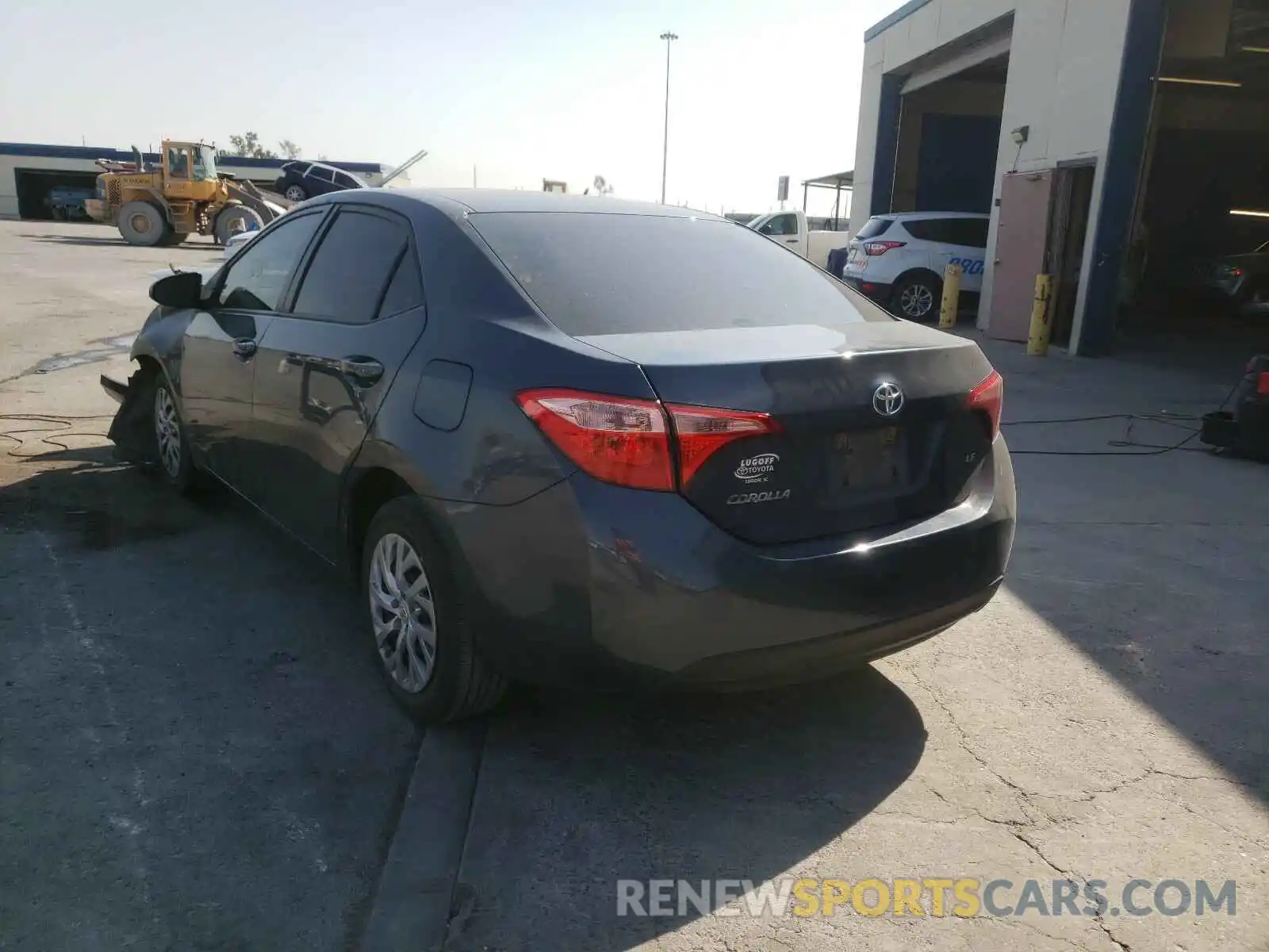 3 Photograph of a damaged car 2T1BURHE8KC211599 TOYOTA COROLLA 2019