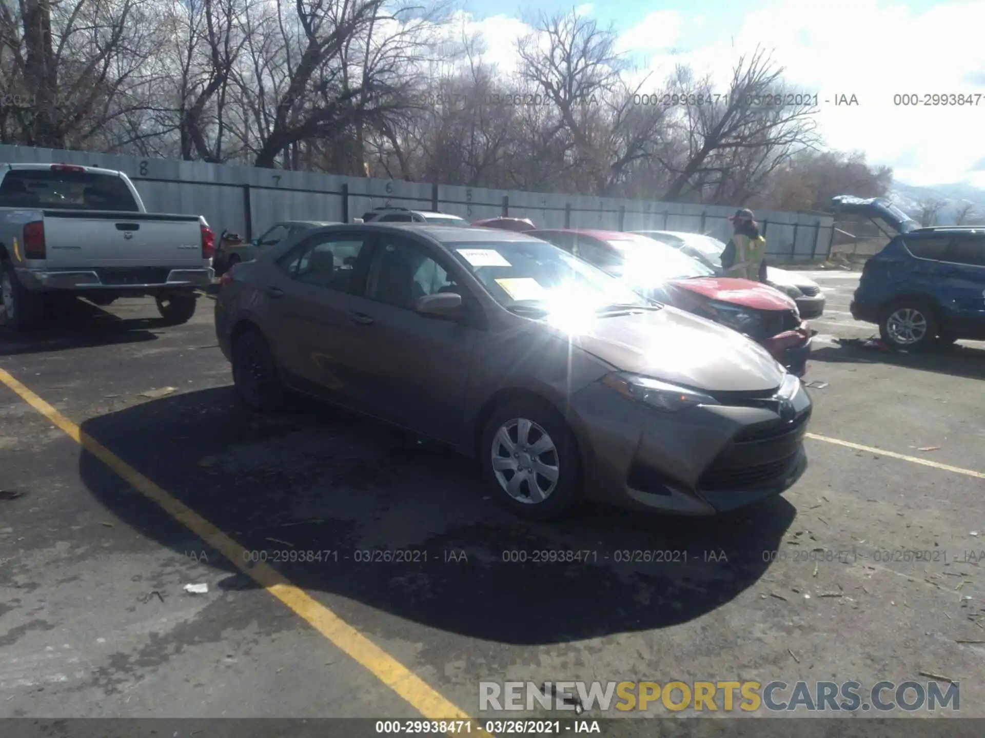 1 Photograph of a damaged car 2T1BURHE8KC211635 TOYOTA COROLLA 2019